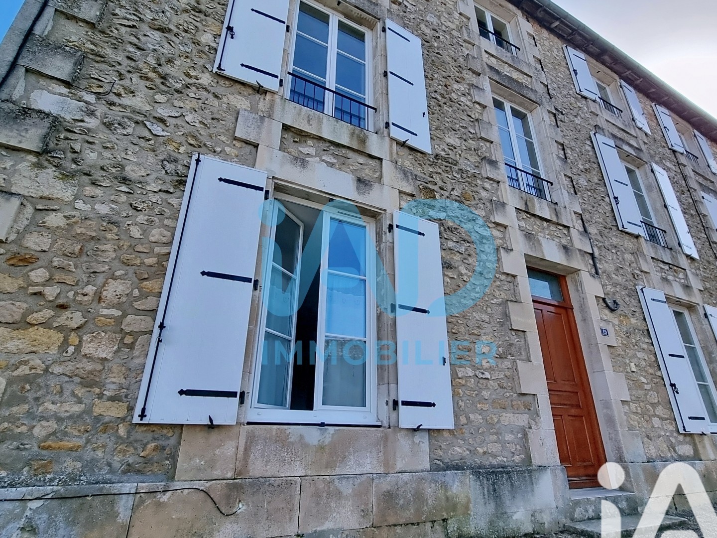 Immeuble 329 m²
