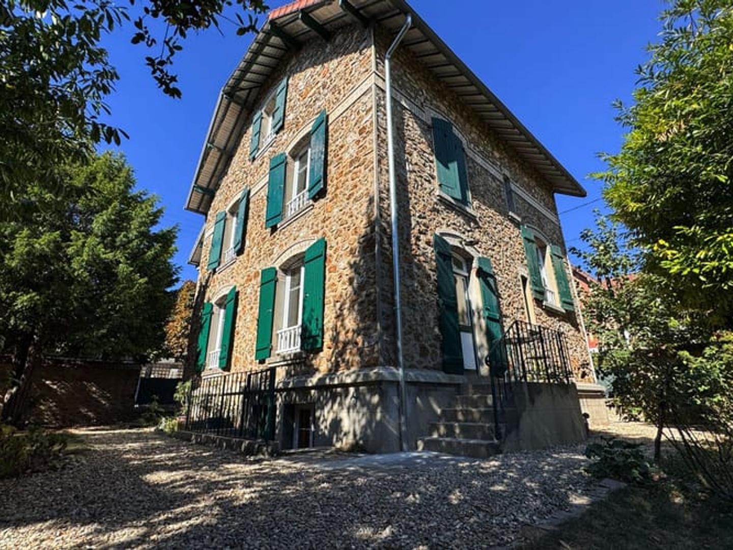Maison 7 pièces 165 m²