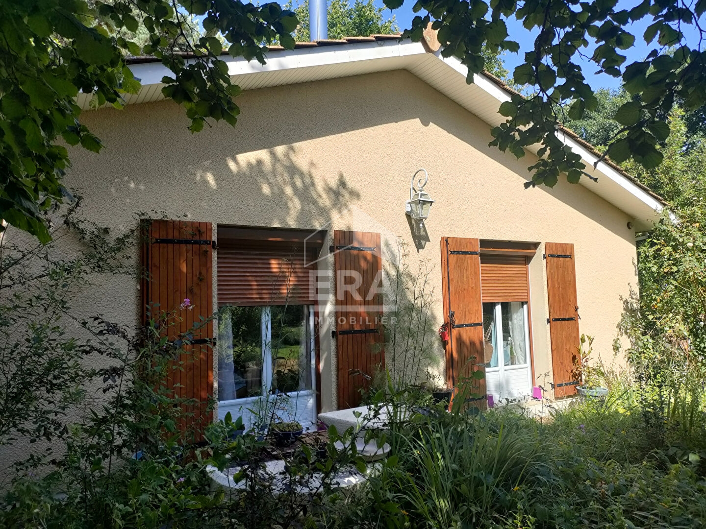 Maison à vendre - 3 pièces - 88m2 - Saint-Savin (33920)