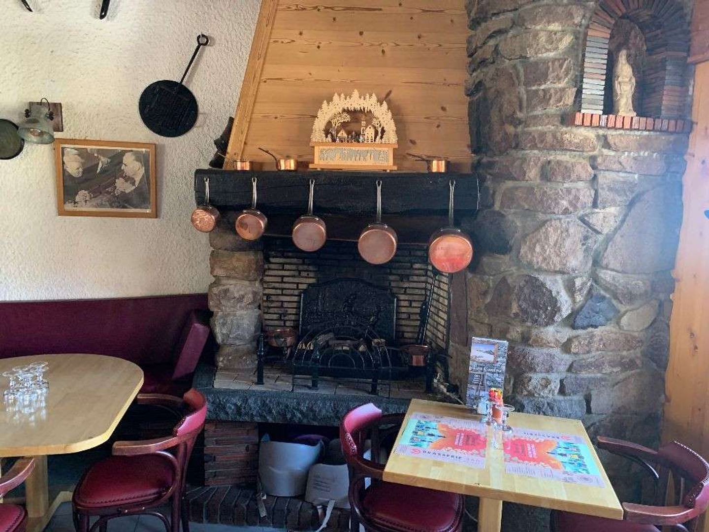Bar restaurant à vendre station de ski réputée 63