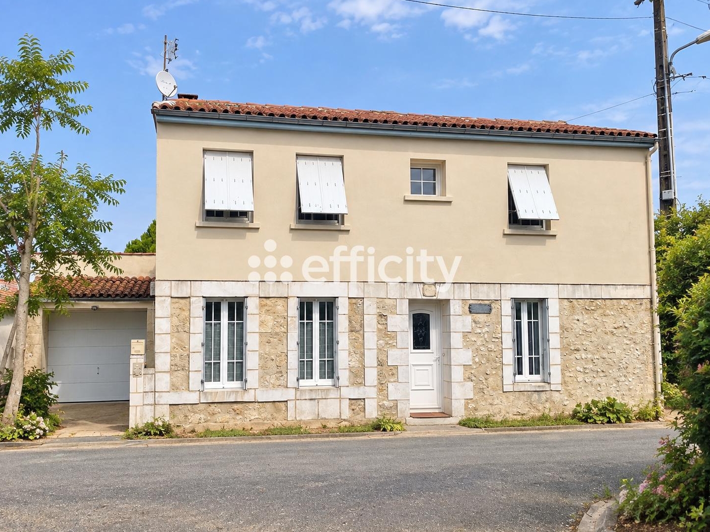 Maison à vendre - 6 pièces - 113m2 - Marennes-Hiers-Br... (17320)