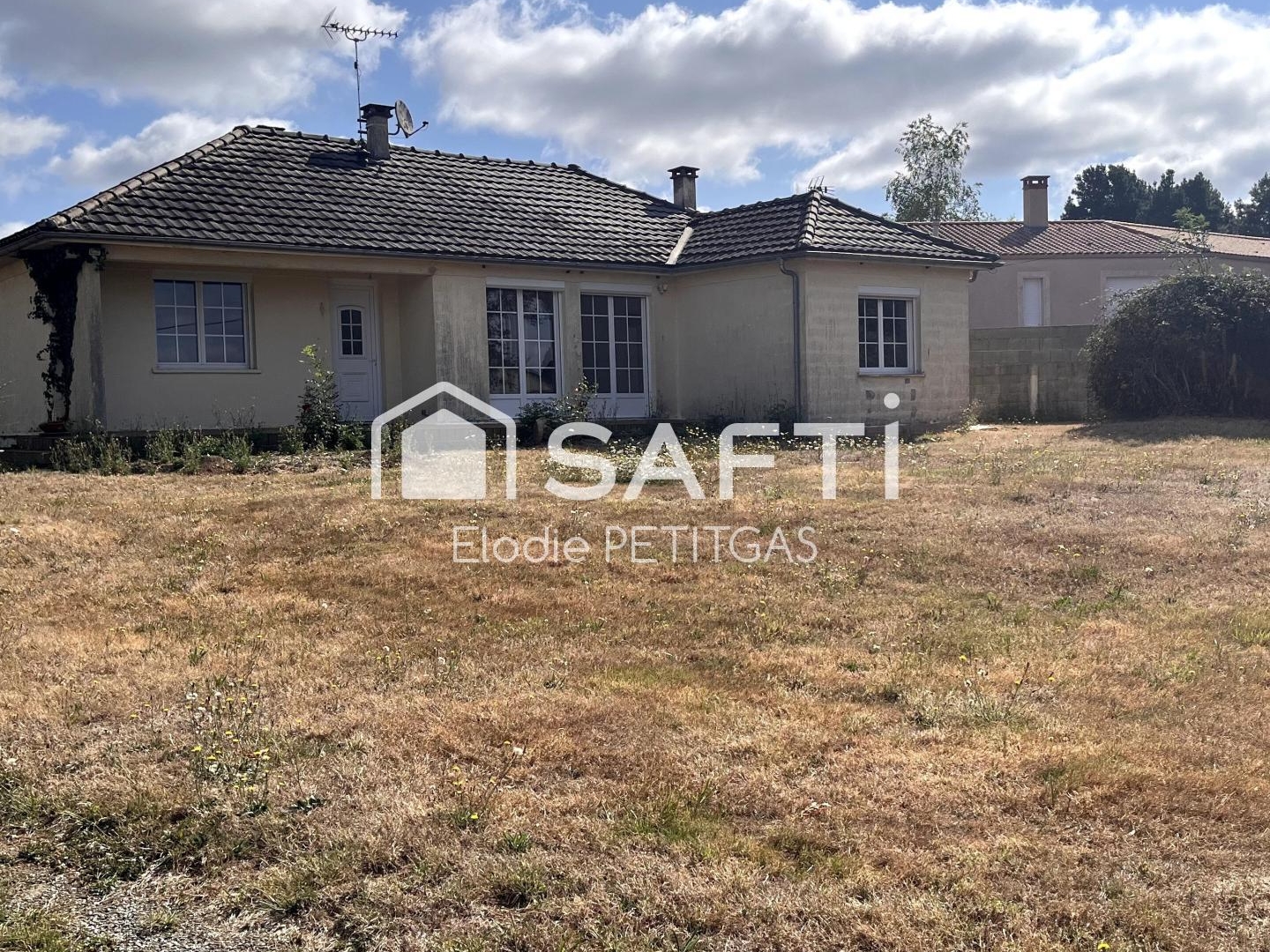 Charmante maison 3/4 chambre sur terrain de 2357m2