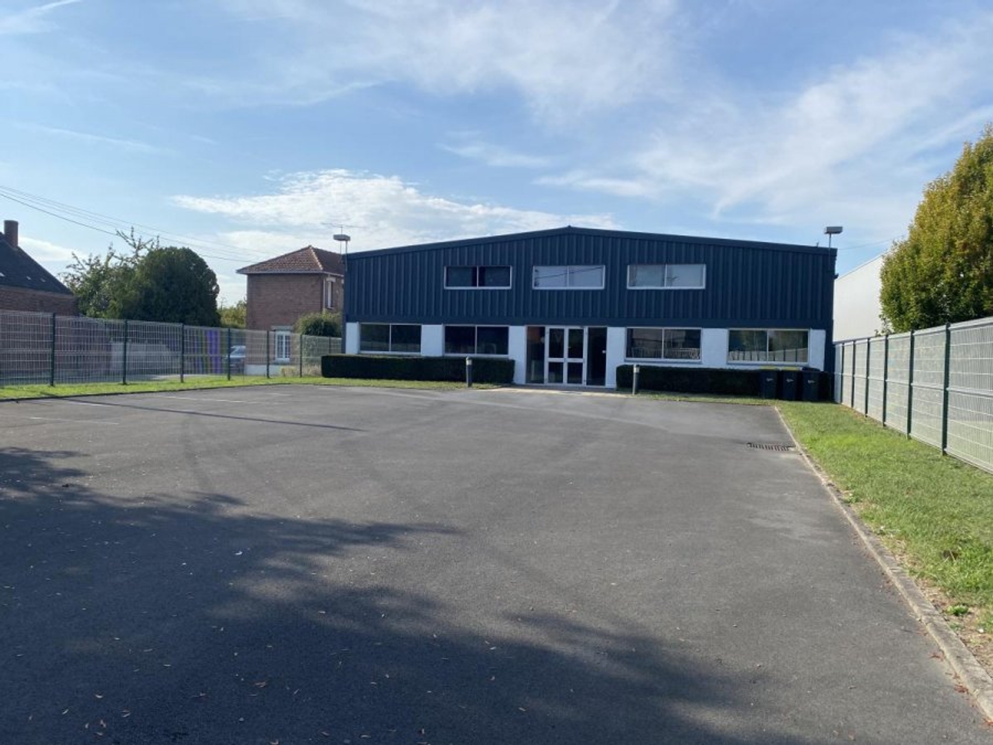 Commerce 1000 m²
