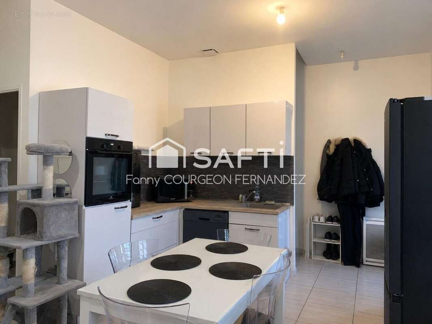 Appartement à vendre - 137m2 - Pont-Sainte-Maxence (60700)