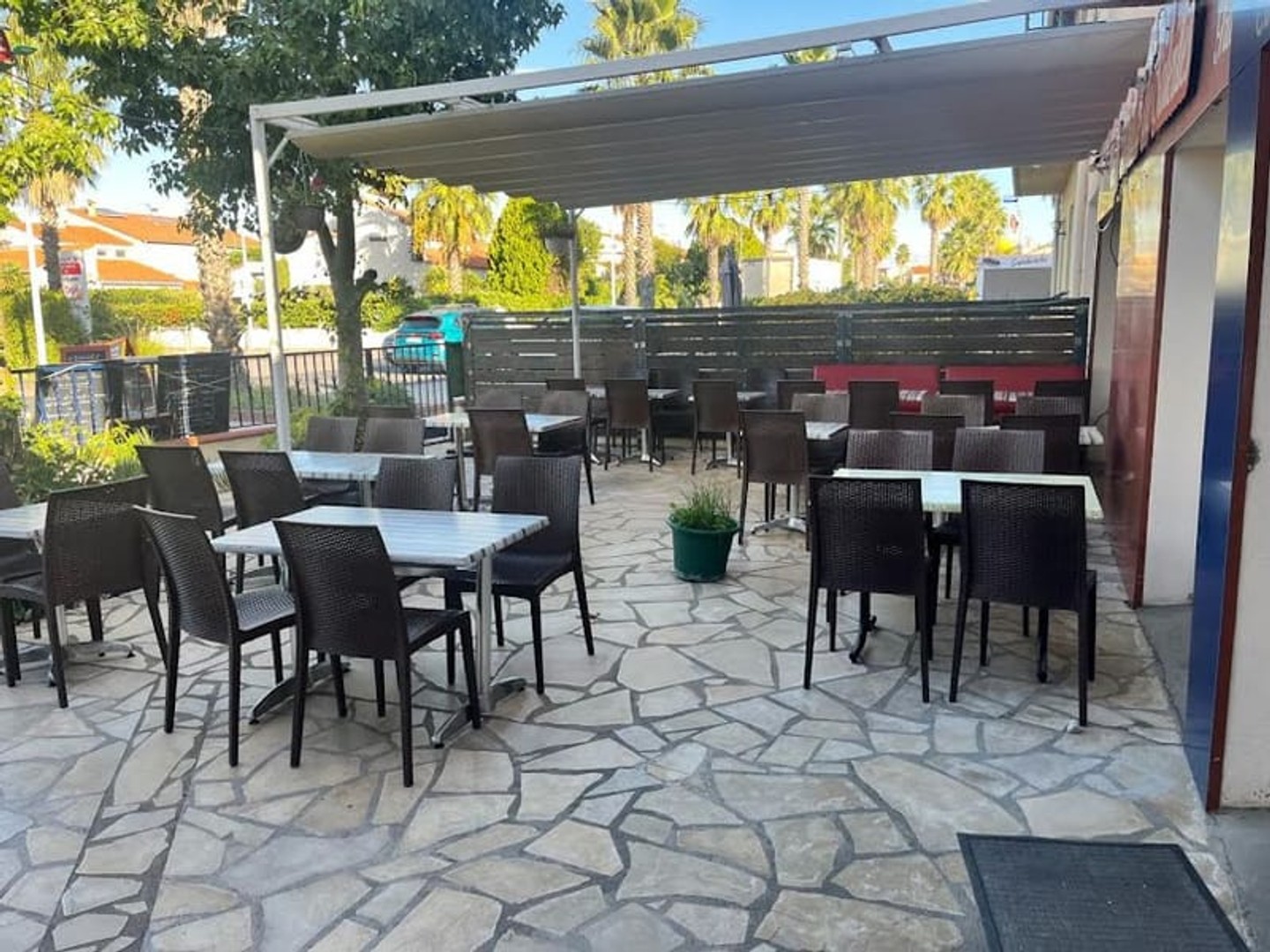 Commerce 80 m²