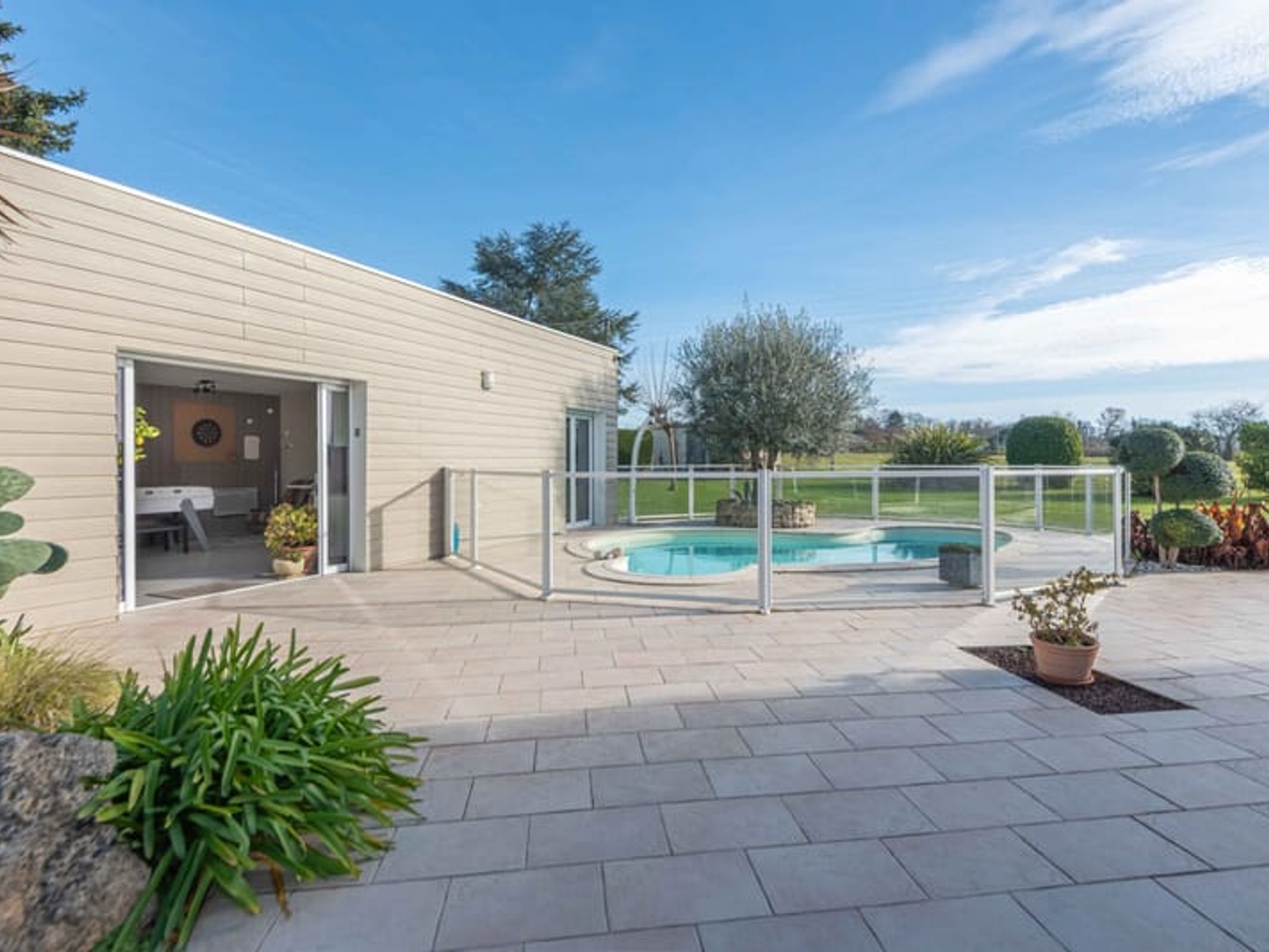 Maison à vendre - 6 pièces - 165m2 - Cénac (33360)