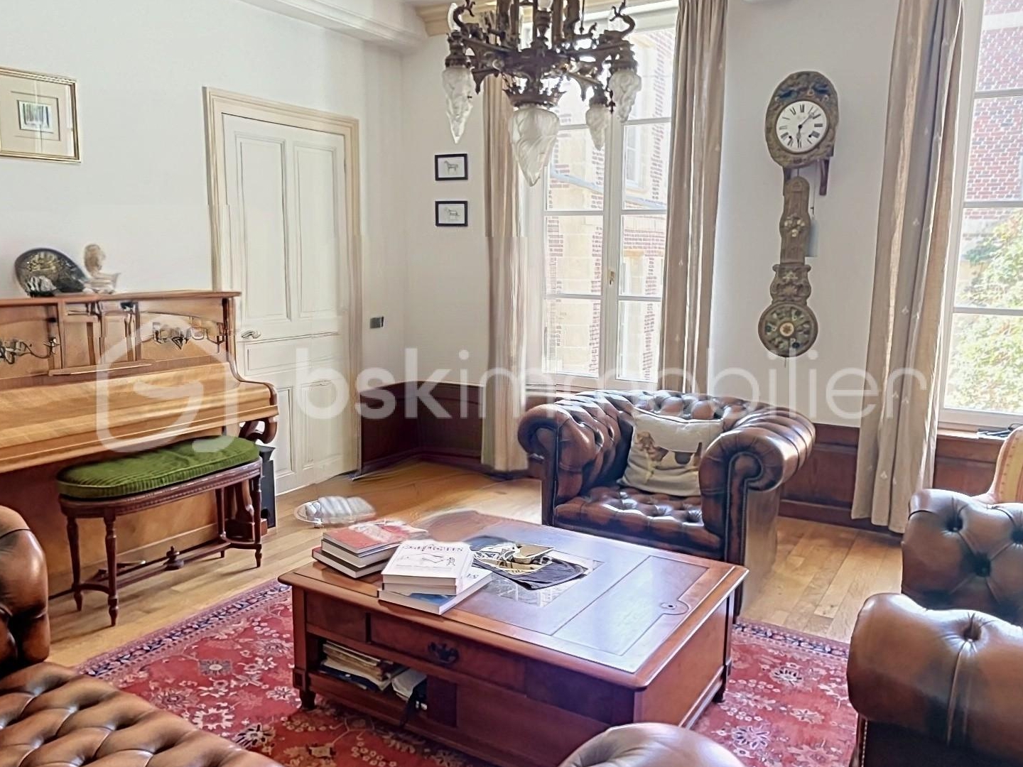 Maison à vendre - 7 pièces - 261m2 - La Fère (02800)