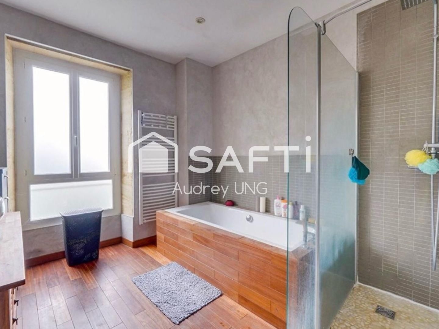 Maison à vendre - 6 pièces - 150m2 - Fargues-Saint-Hil... (33370)