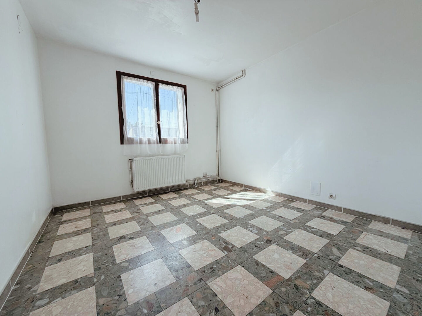 Maison à vendre - 7 pièces - 109m2 - Mitry-Mory (77290)