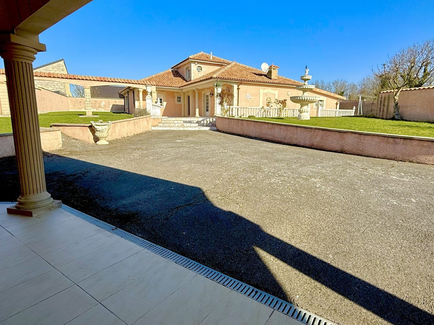 Maison à vendre - 7 pièces - 230m2 - Cheniers (51510)