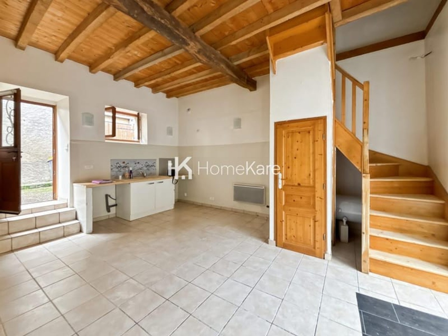 DU CHARME POUR CETTE MAISON DE VILLE