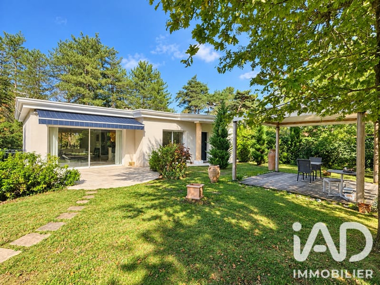 Maison à vendre - 6 pièces - 197m2 - Ussac (19270)