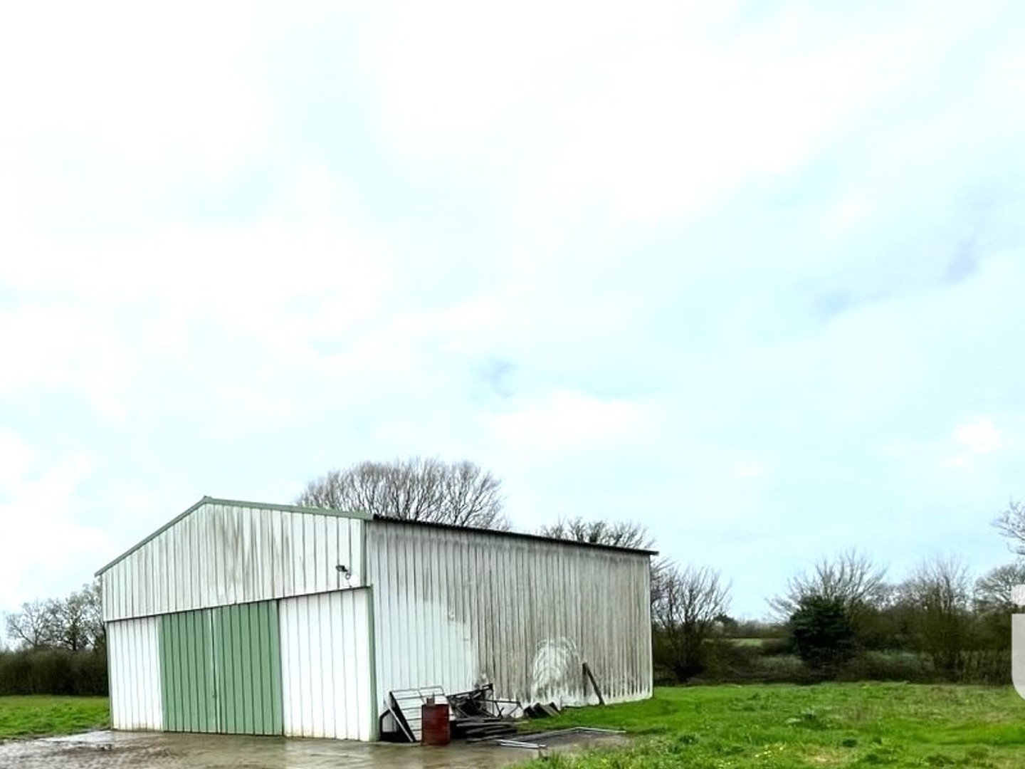 Parking 150 m²