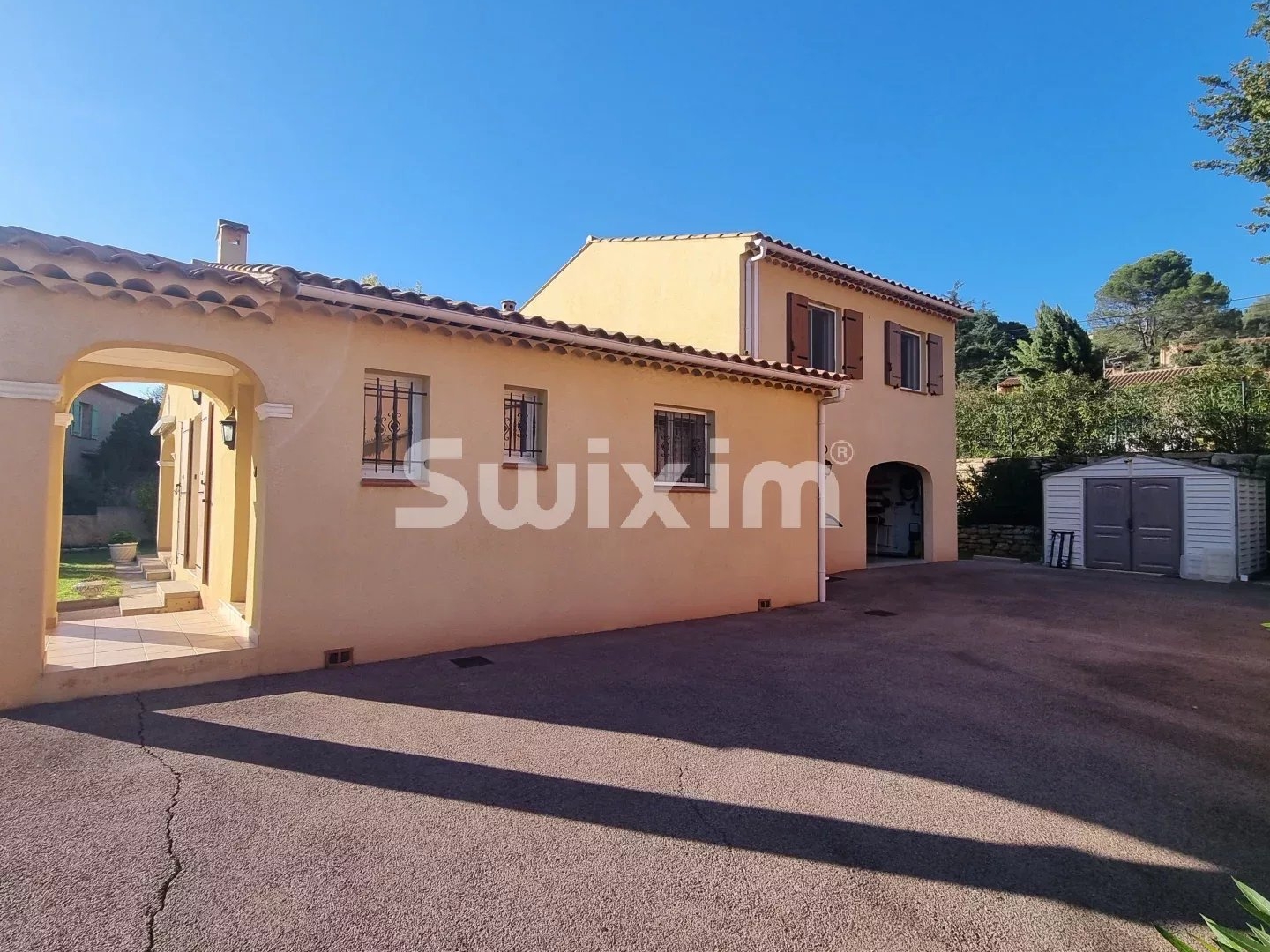 Belle maison au calme de type f4 avec garage et jardin