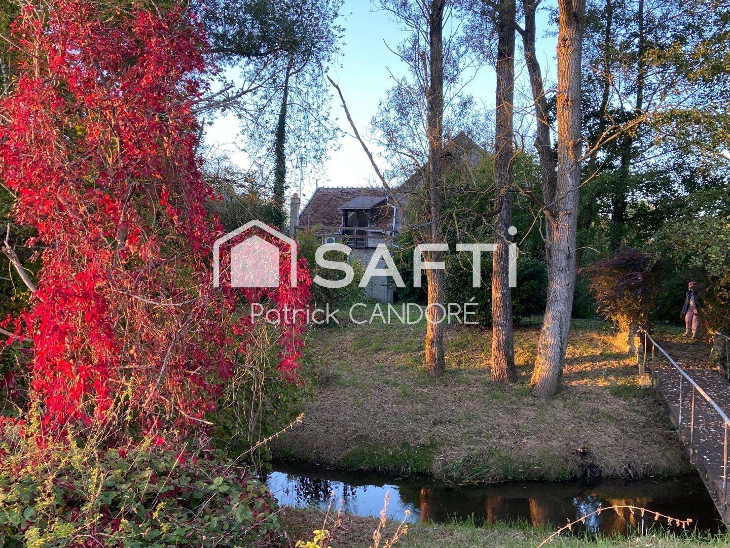 Immeuble à vendre - 760m2 - Bannegon (18210)