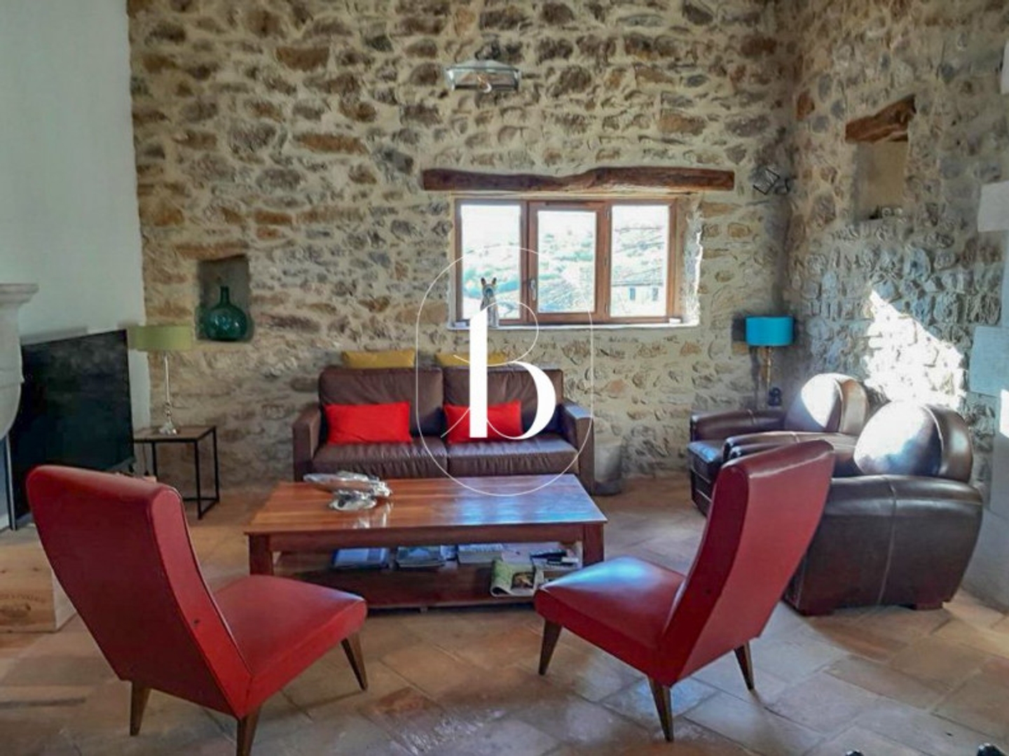 Maison à vendre - 5 pièces - 160m2 - Vallon-Pont-D'arc (07150)
