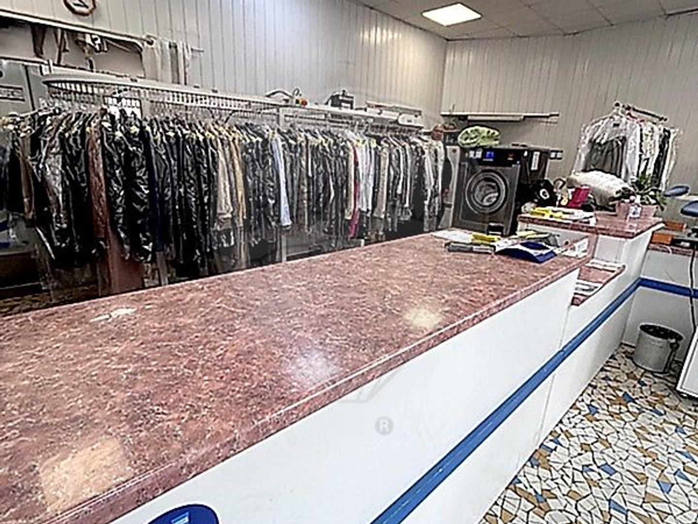 Magasin à vendre - Colombes (92700)