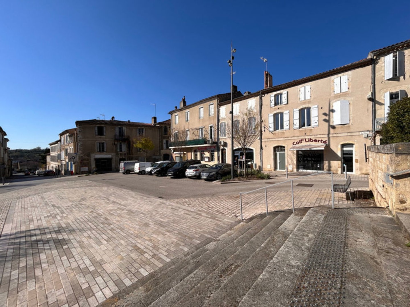 Magasin à vendre - 1 pièce - Condom (32100)