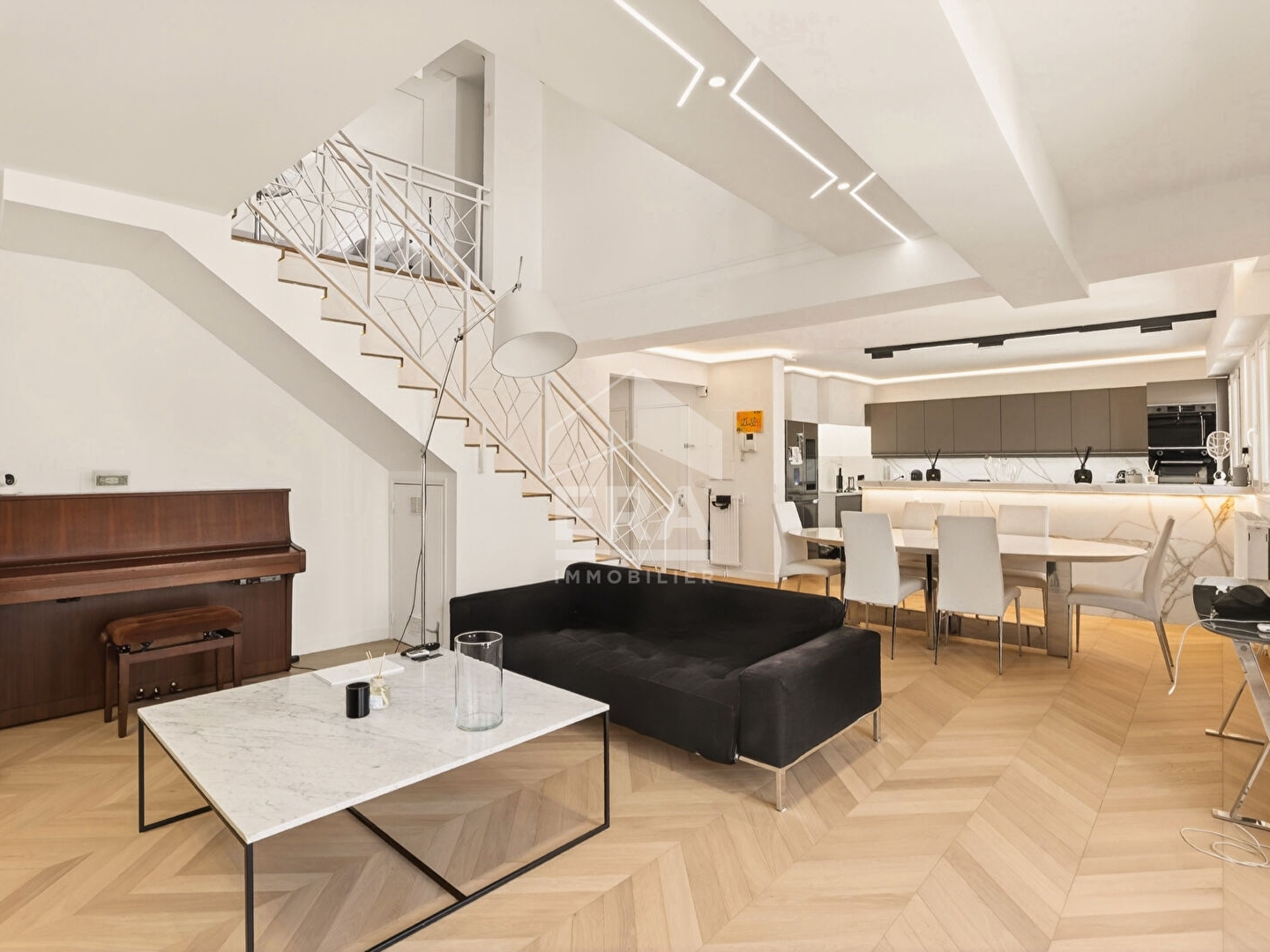 Appartement à vendre - 5 pièces - 141m2 - Paris 19e (75019)