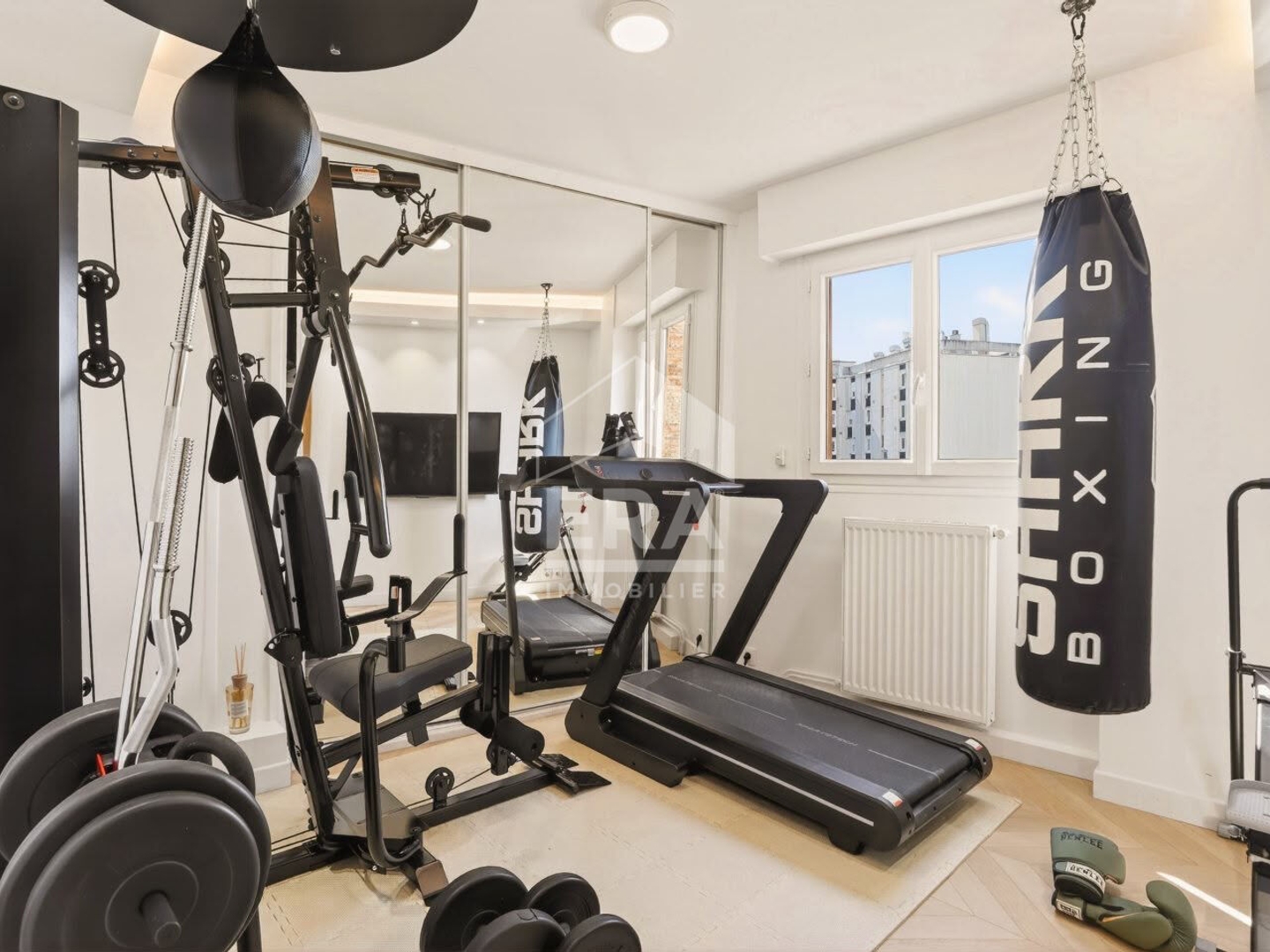 Appartement à vendre - 5 pièces - 141m2 - Paris 19e (75019)