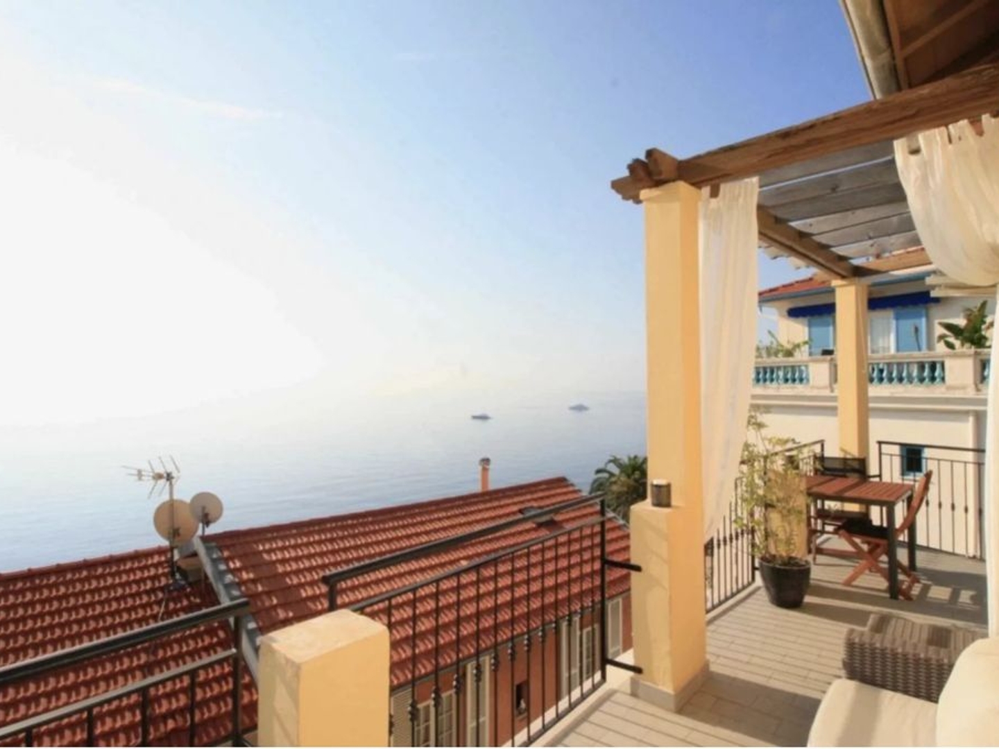 Appartement à vendre - 5 pièces - 83m2 - Roquebrune-Cap-Ma... (06190)