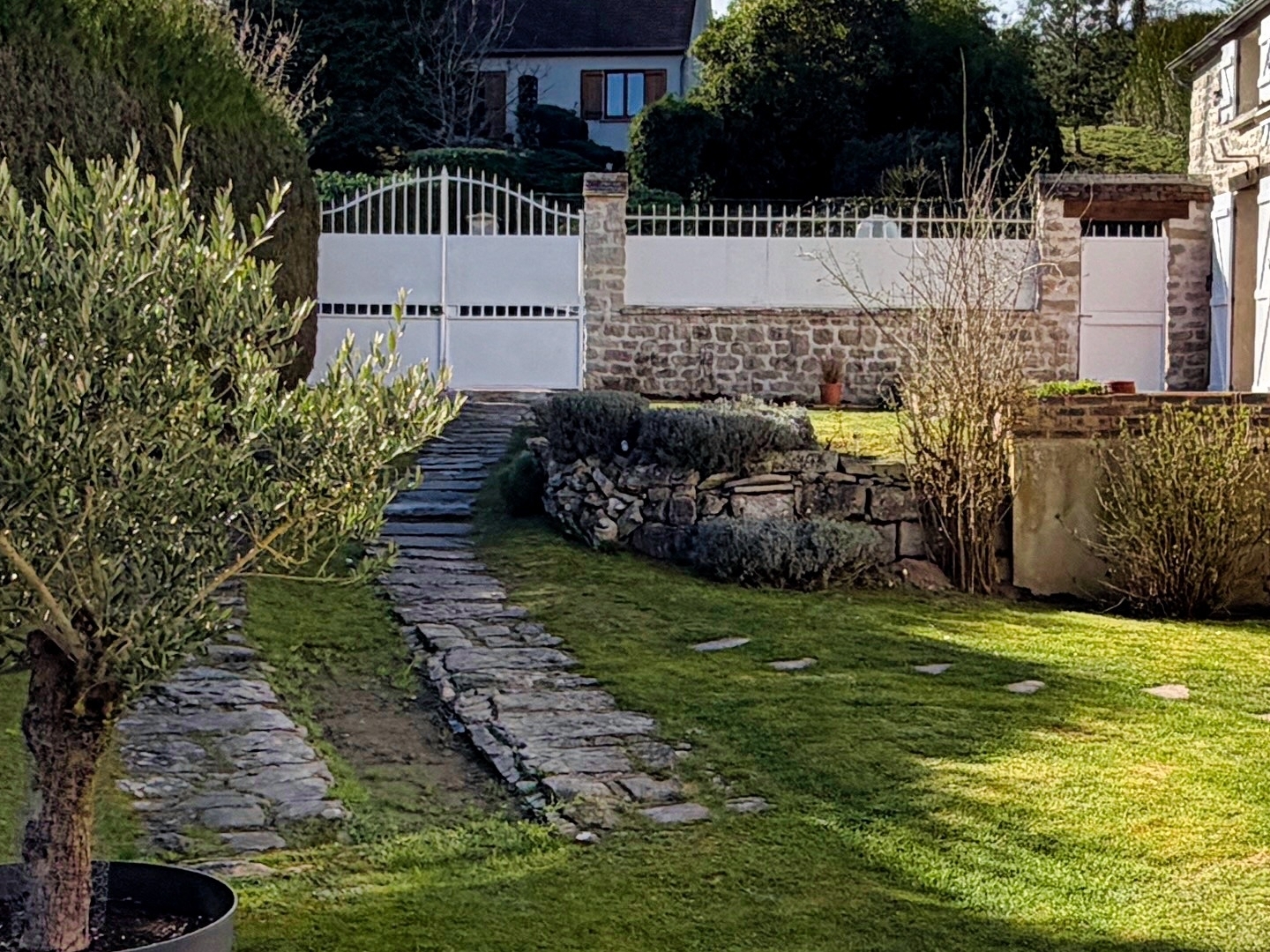Maison à vendre - 6 pièces - 123m2 - Saint-Pierre-Lès-... (77140)