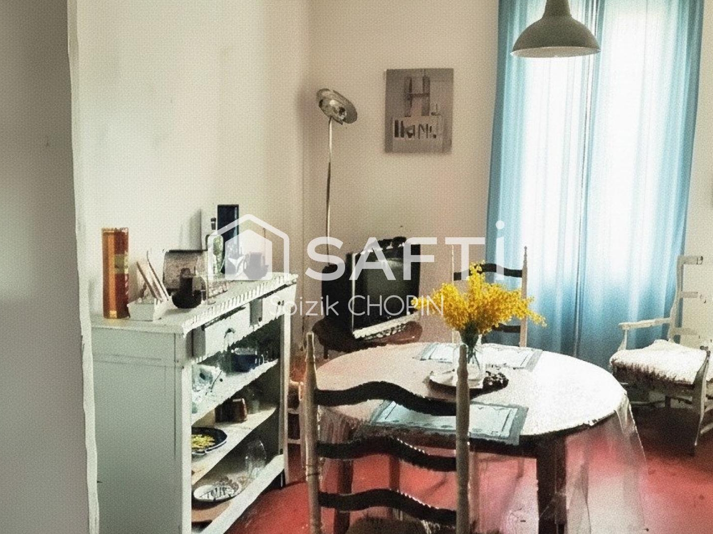 Maison d'environ 82 m² à mi-chemin entre plages et centre ville,