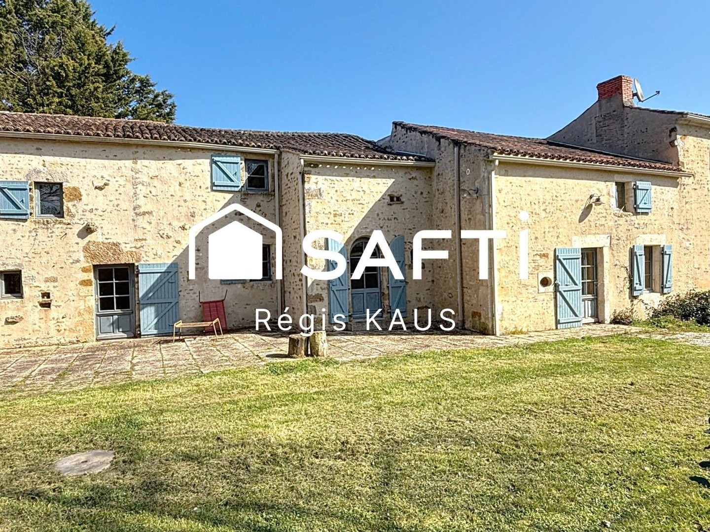 maison en pierre 4 chambres 177 m², terrain 1436 m²