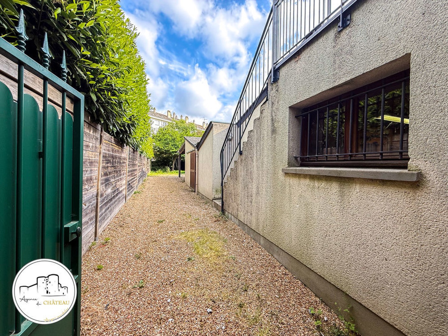 ANGERS - Maison d'habitation avec opportunité commerciale