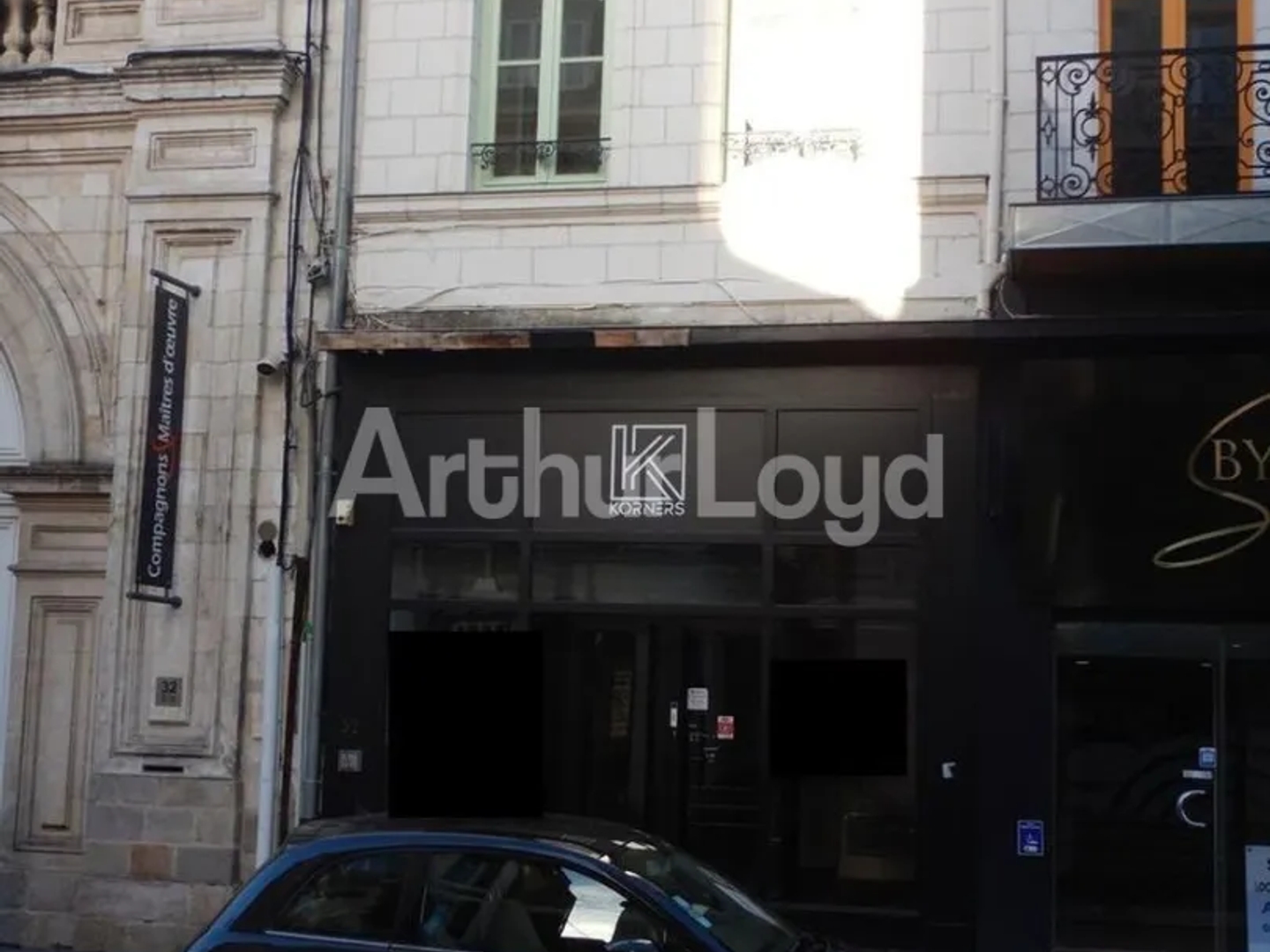 Vente local commercial Arras centre-ville avec vitrine et passage piéton
