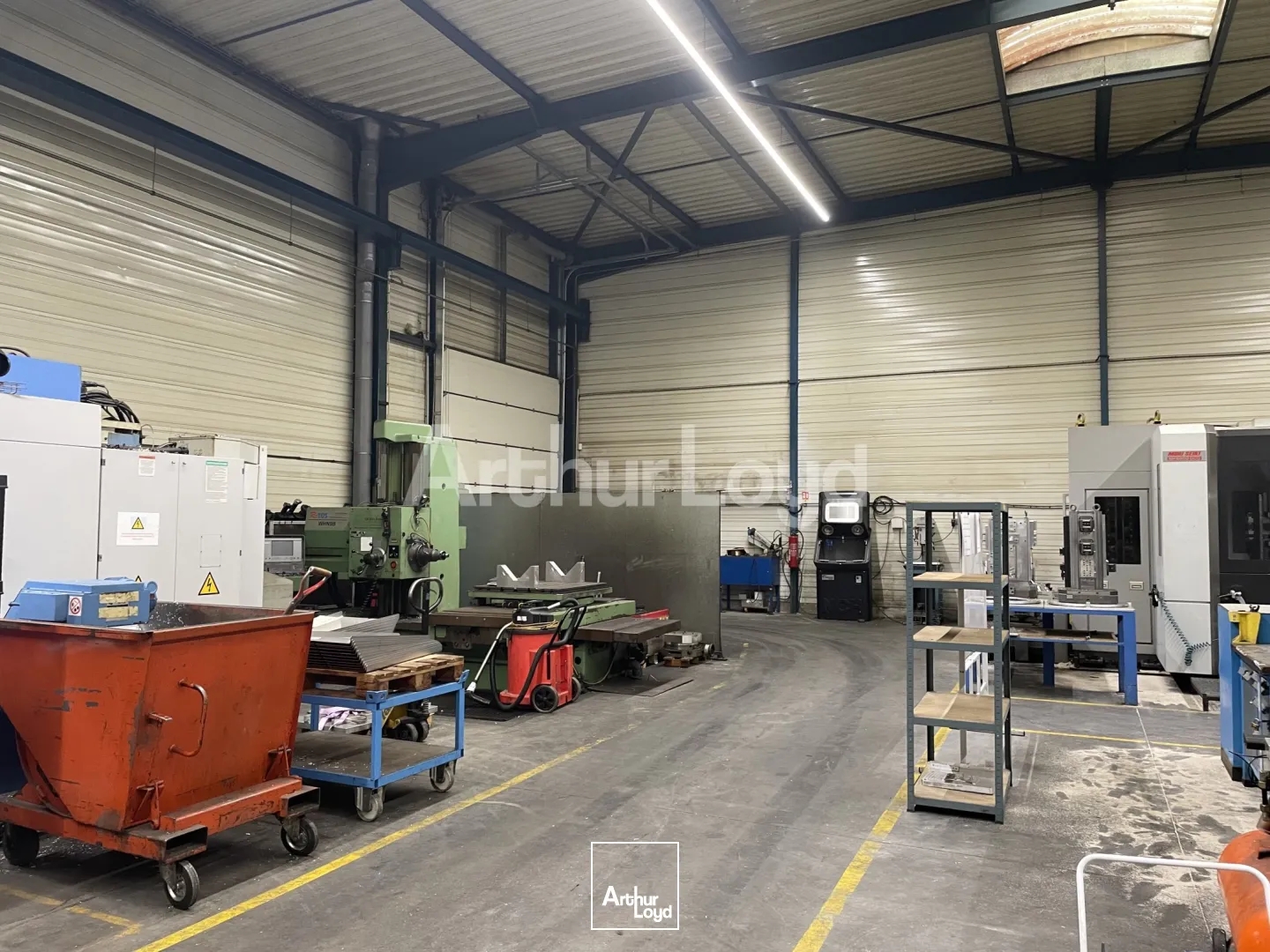 Locaux à vendre - 1640m2 - Annezin (62232)
