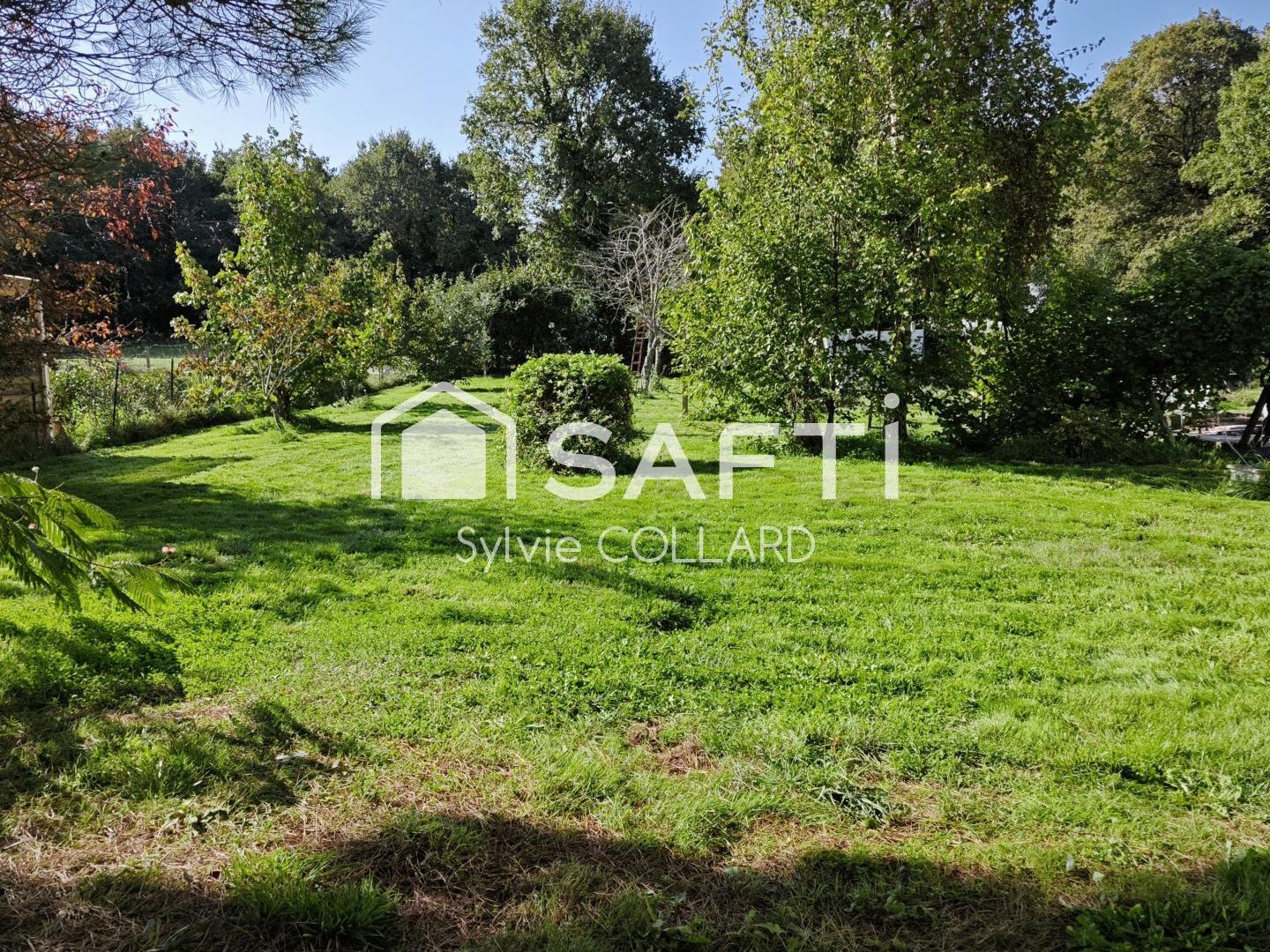 Terrain à bâtir avec garage