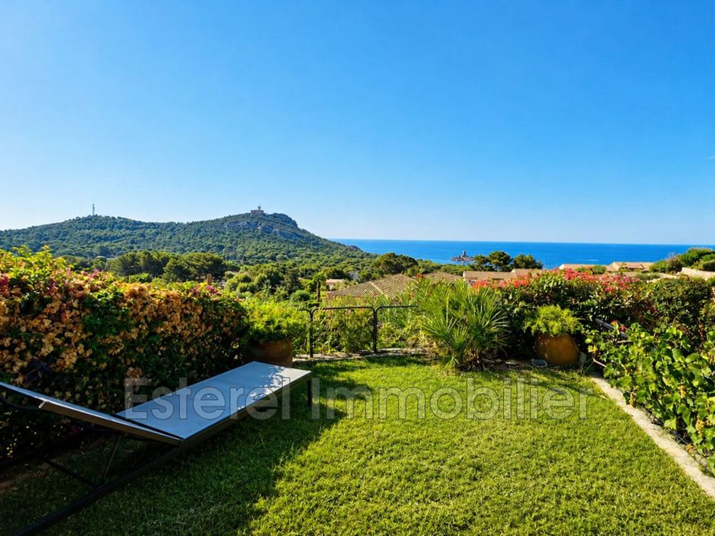 Maison à vendre - 3 pièces - 52m2 - Saint-Raphaël (83530)