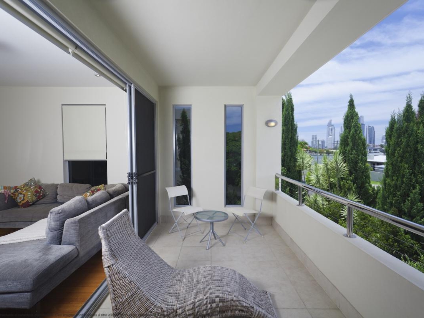 LANCEMENT BIEN SAISIR 3PIECES AVEC TERRASSE EN ETAGE VUE SUR LE LAC D'ENGHIEN ET DU CASINO