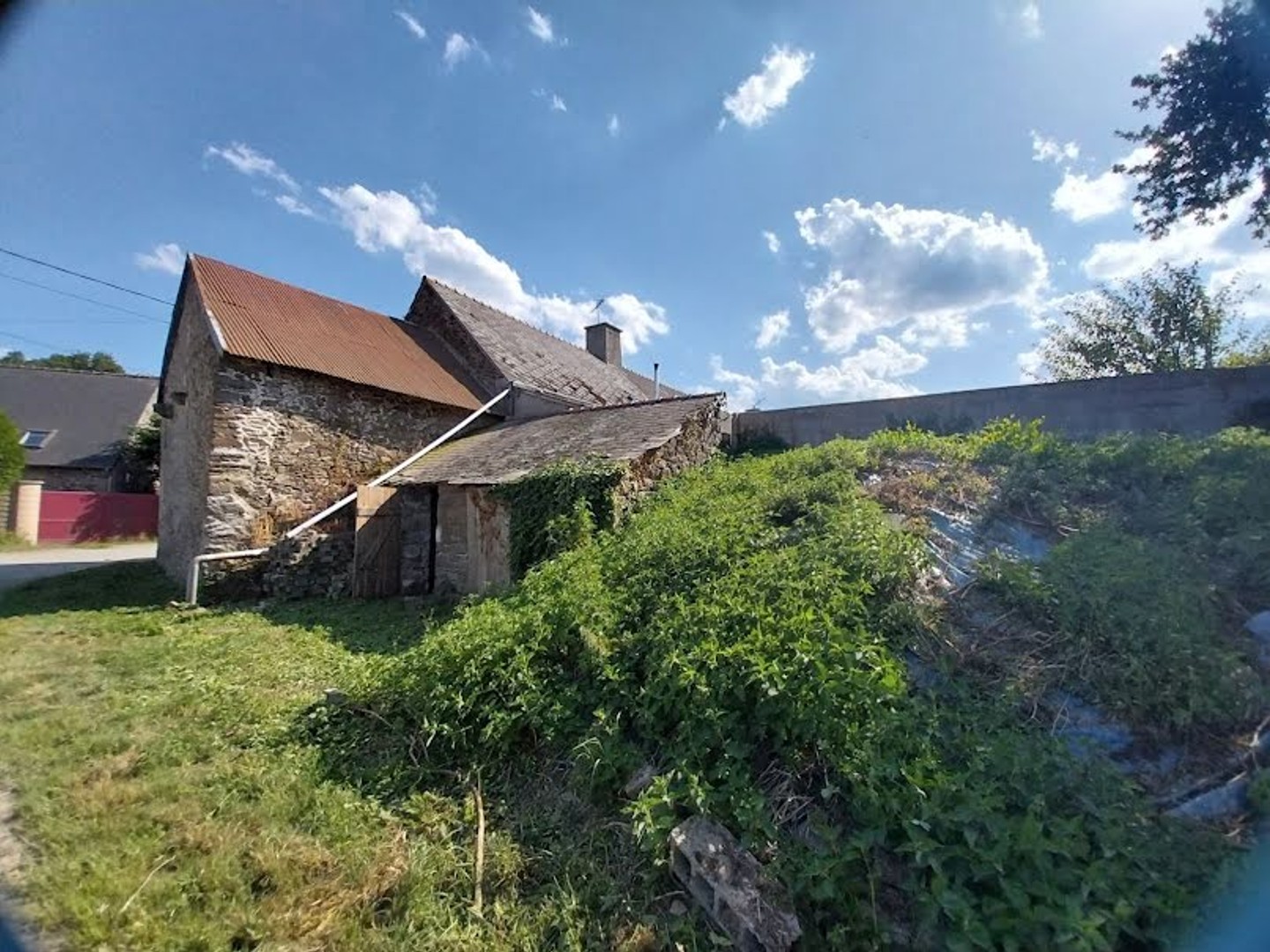 Parking / garage / box à vendre - 23m2 - Miniac-Morvan (35540)