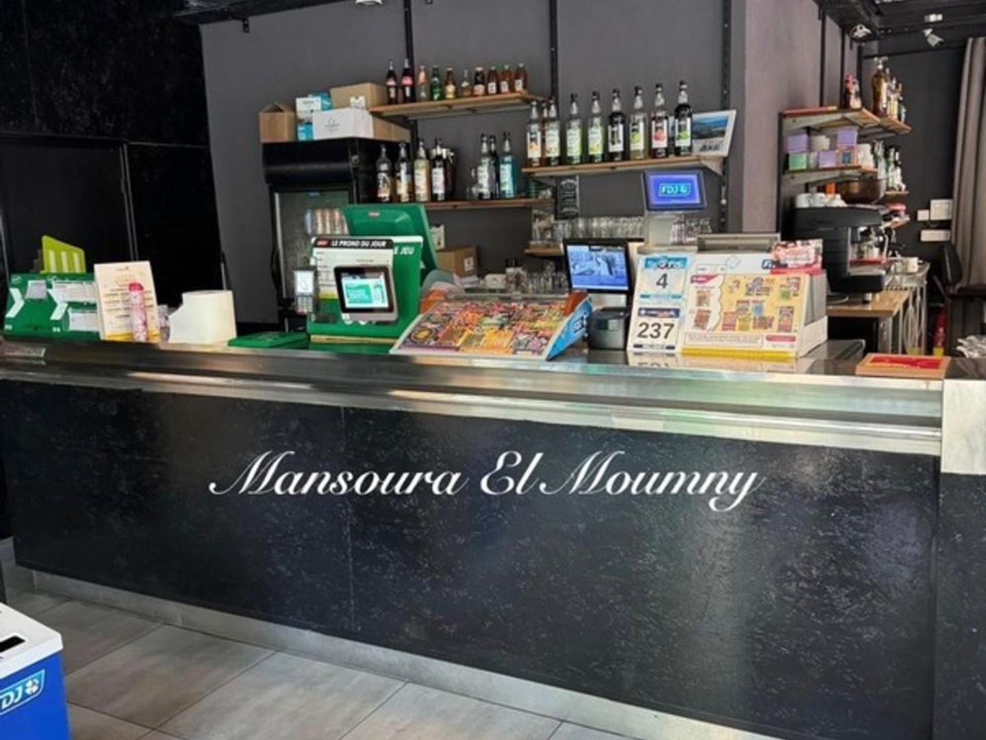 Locaux à vendre - 150m2 - Tours (37100)