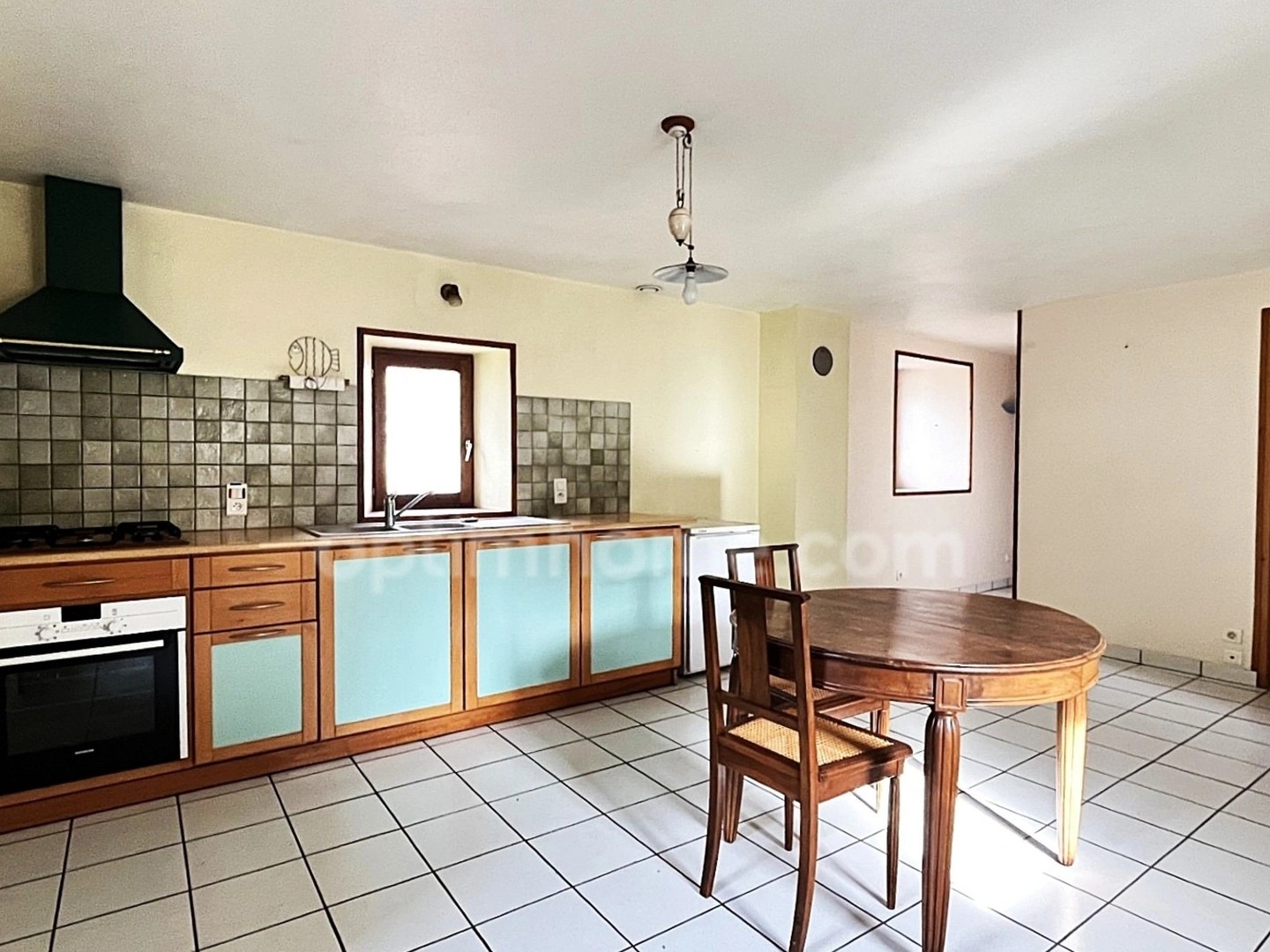 DESINGY - MAISON DE VILLAGE RENOVEE EN PIERRE - 70 m² - GARAGE ET JARDINET