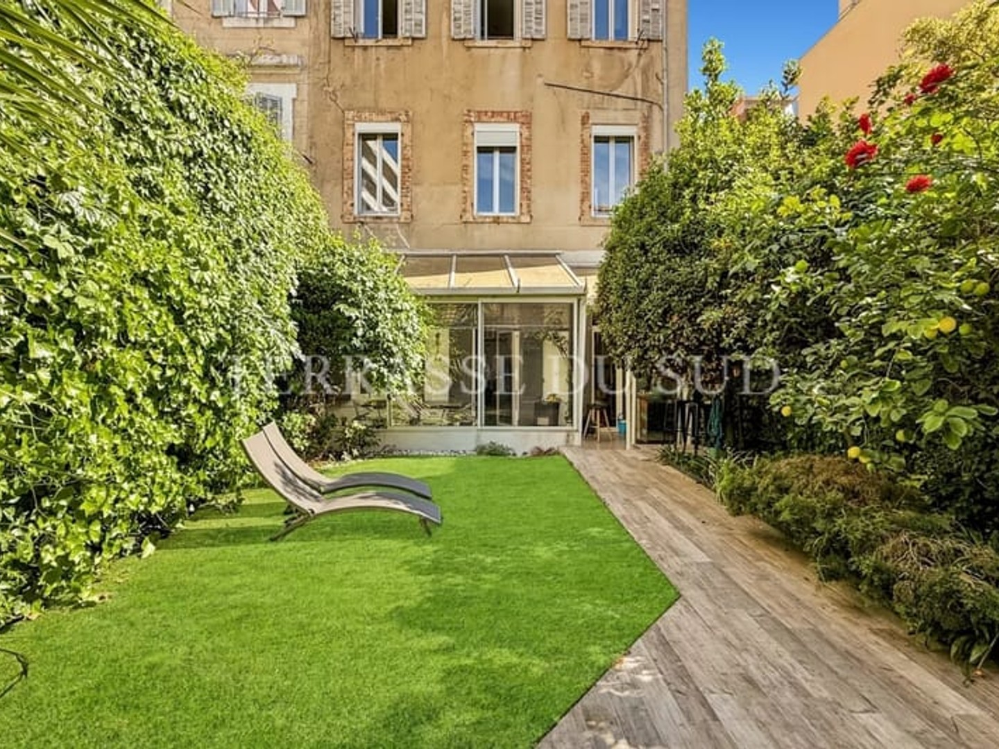 Appartement à vendre - 4 pièces - 189m2 - Marseille 8e (13008)