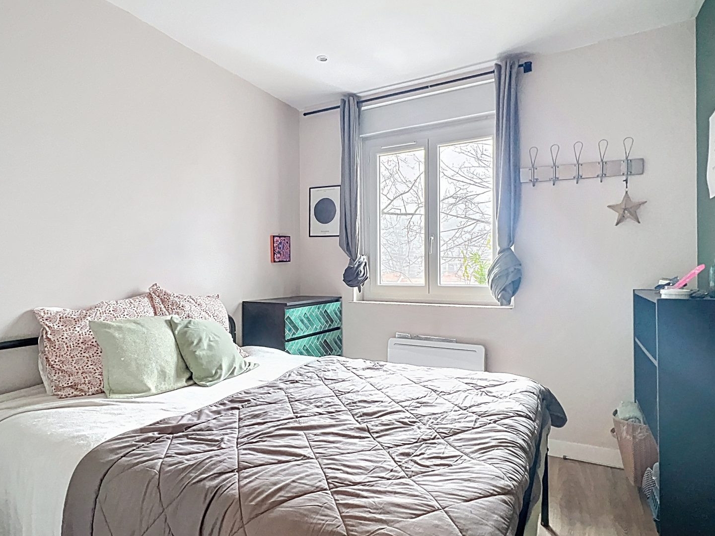 Appartement à vendre - 2 pièces - 27m2 - Oullins-Pierre-Bé... (69600)