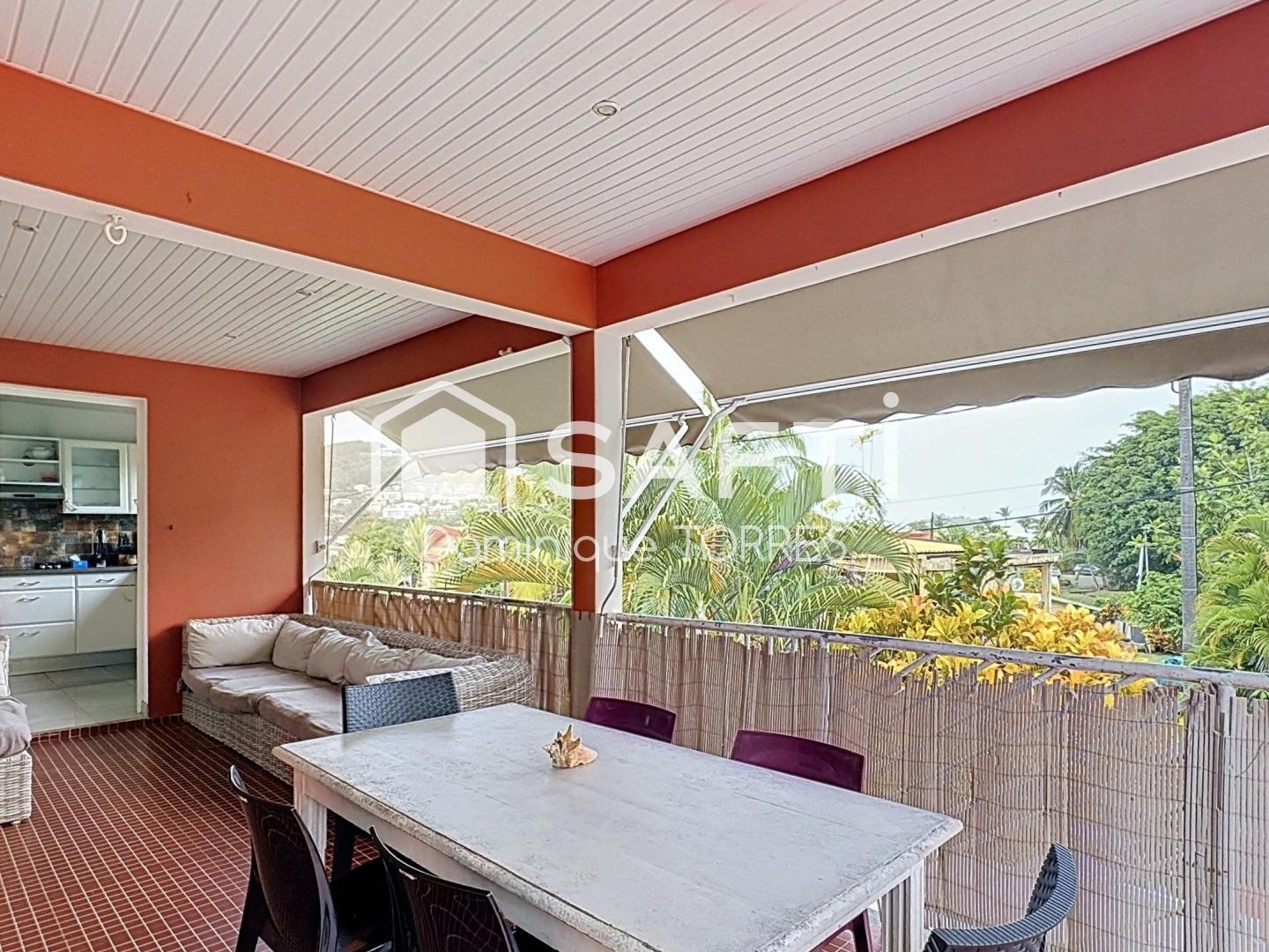 Maison à vendre - 9 pièces - 150m2 - Les Trois-Îlets (97229)