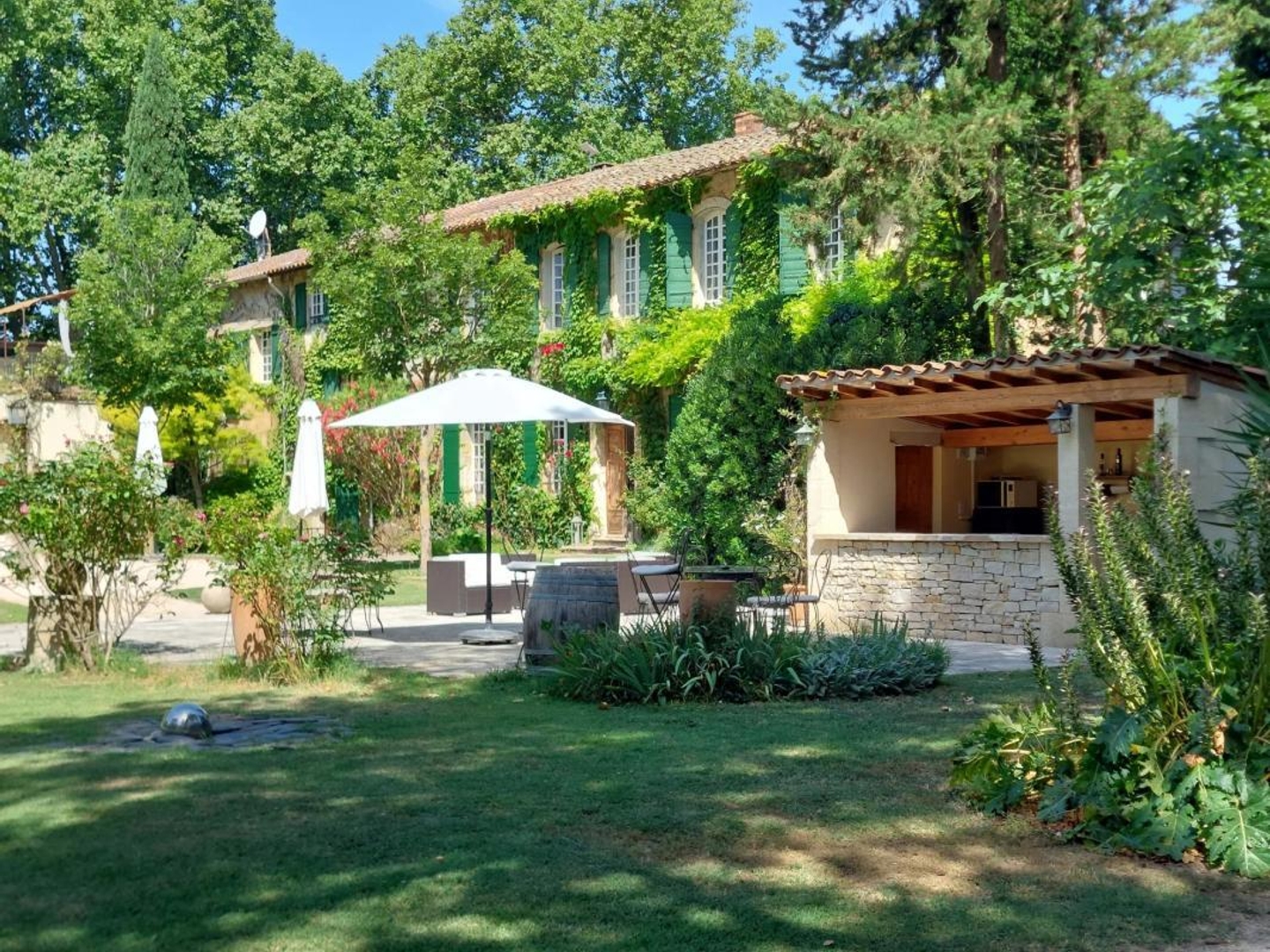 Maison à vendre - 20 pièces - 800m2 - Avignon (84000)