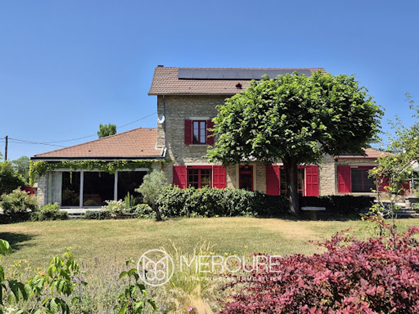 Maison 11 pièces 400 m²