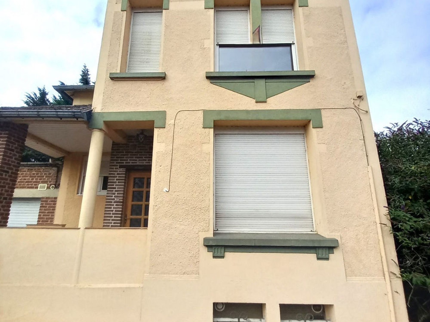 Maison de ville individuelle avec jardin