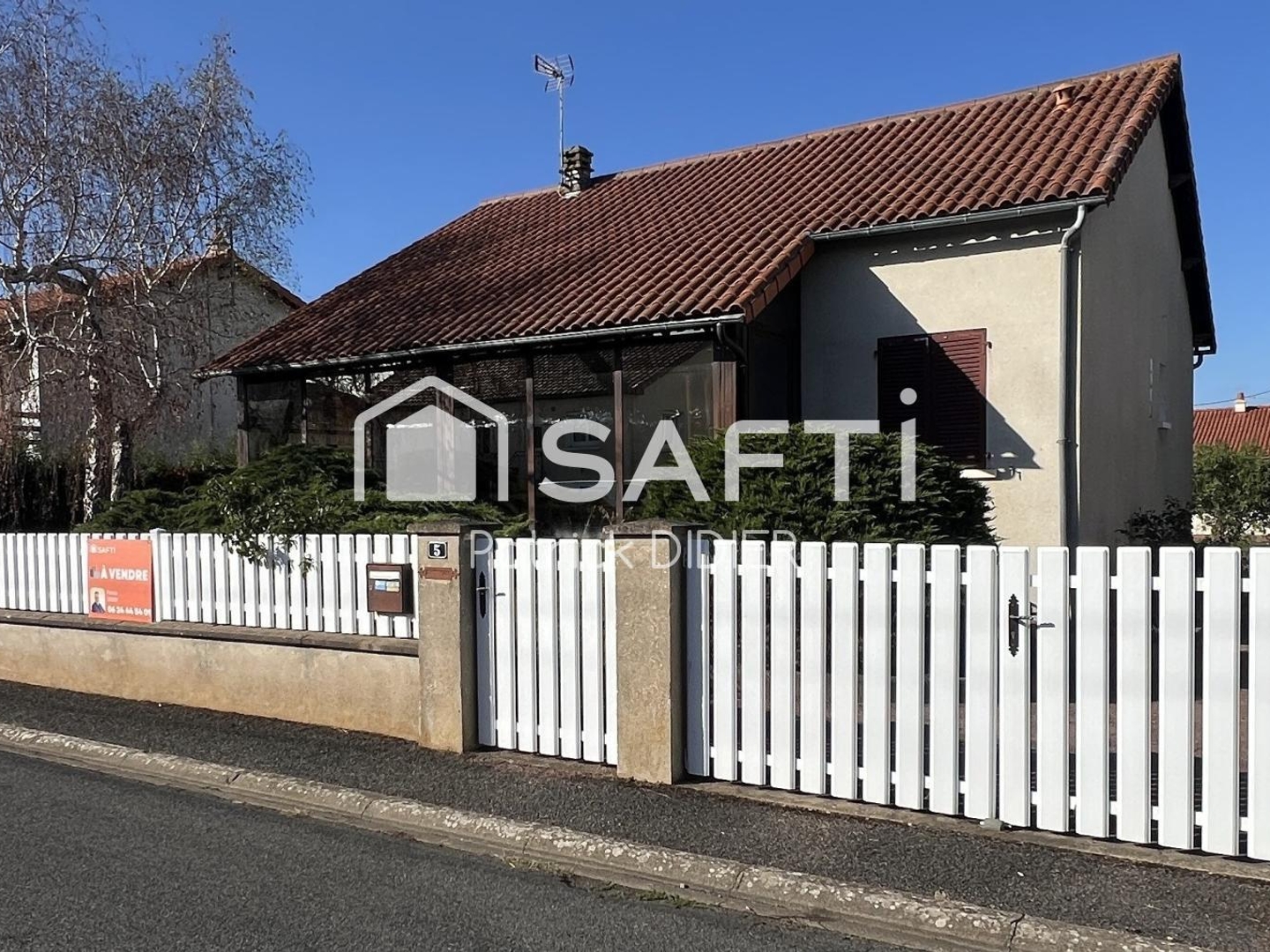 Maison 86 M² dans quartier paisible a Thouars