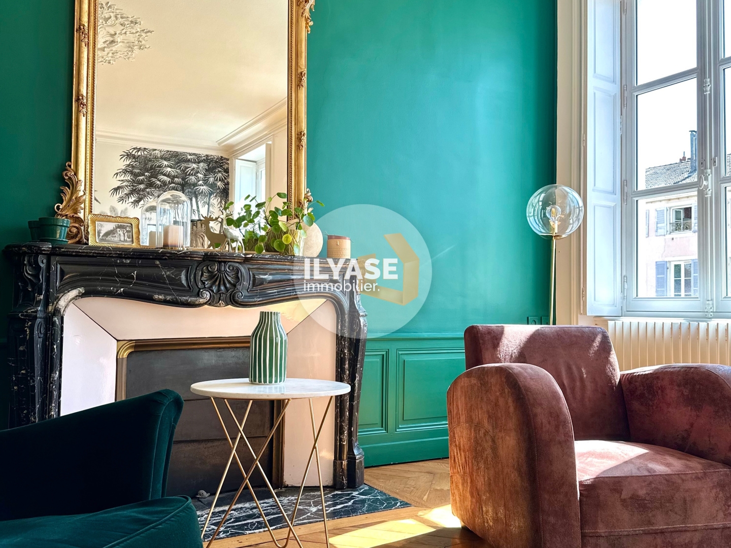 Appartement à vendre - 4 pièces - 178m2 - Chalon-Sur-Saône (71100)