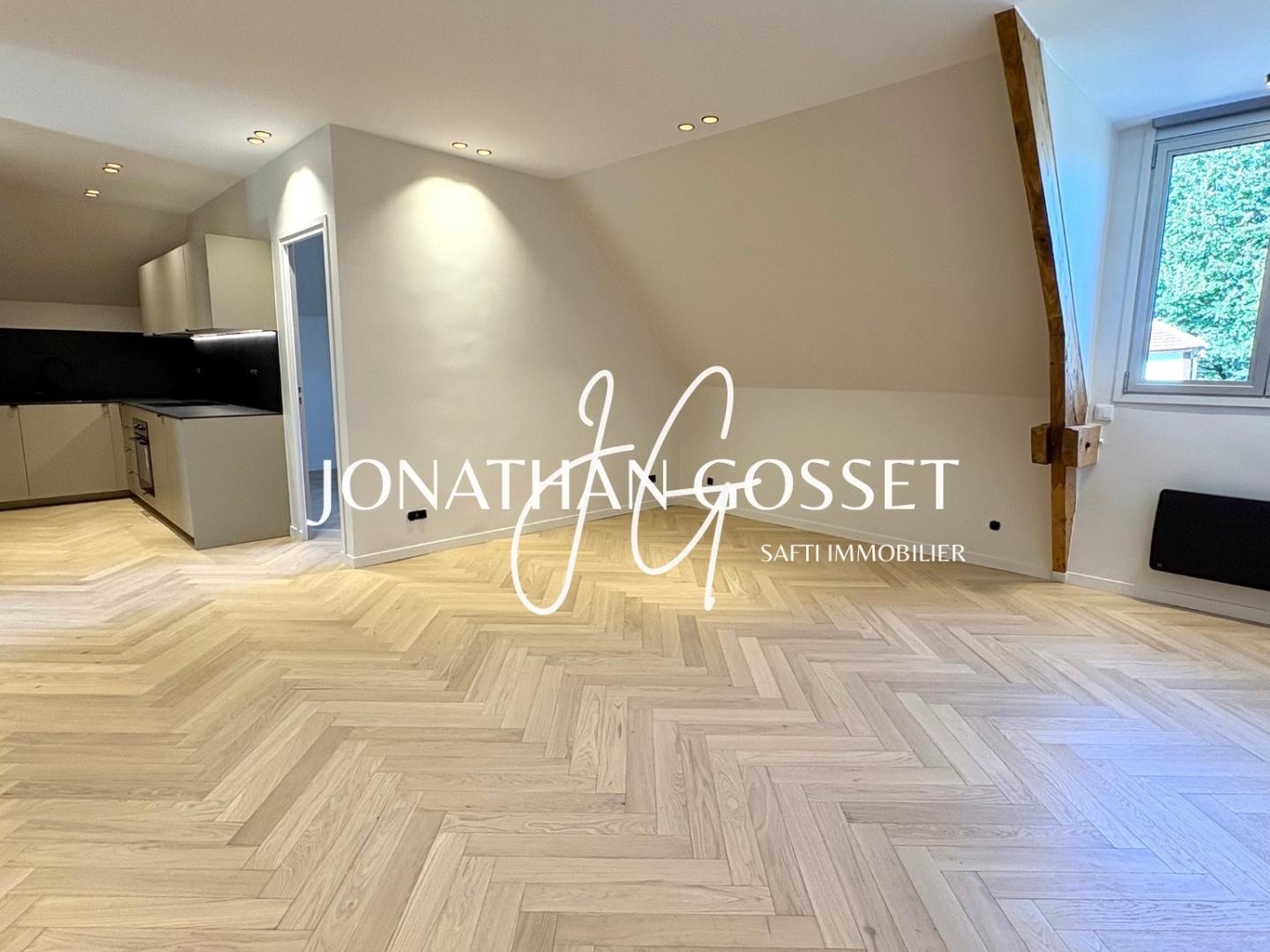 Andrésy: Appartement 3 pièces - 57m2 en plein coeur du centre ville
