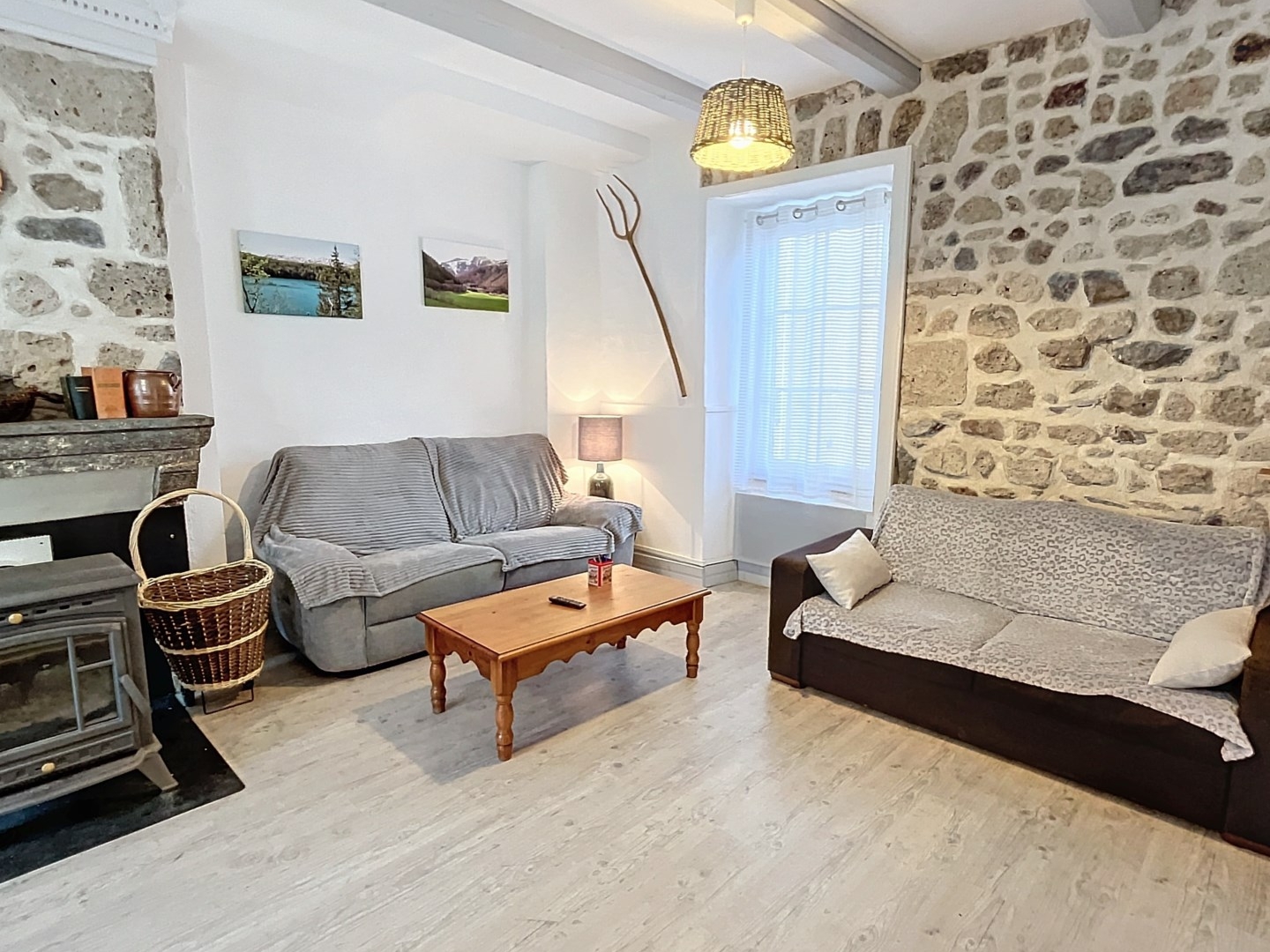 Maison à vendre - 7 pièces - 116m2 - Saint-Nectaire (63710)