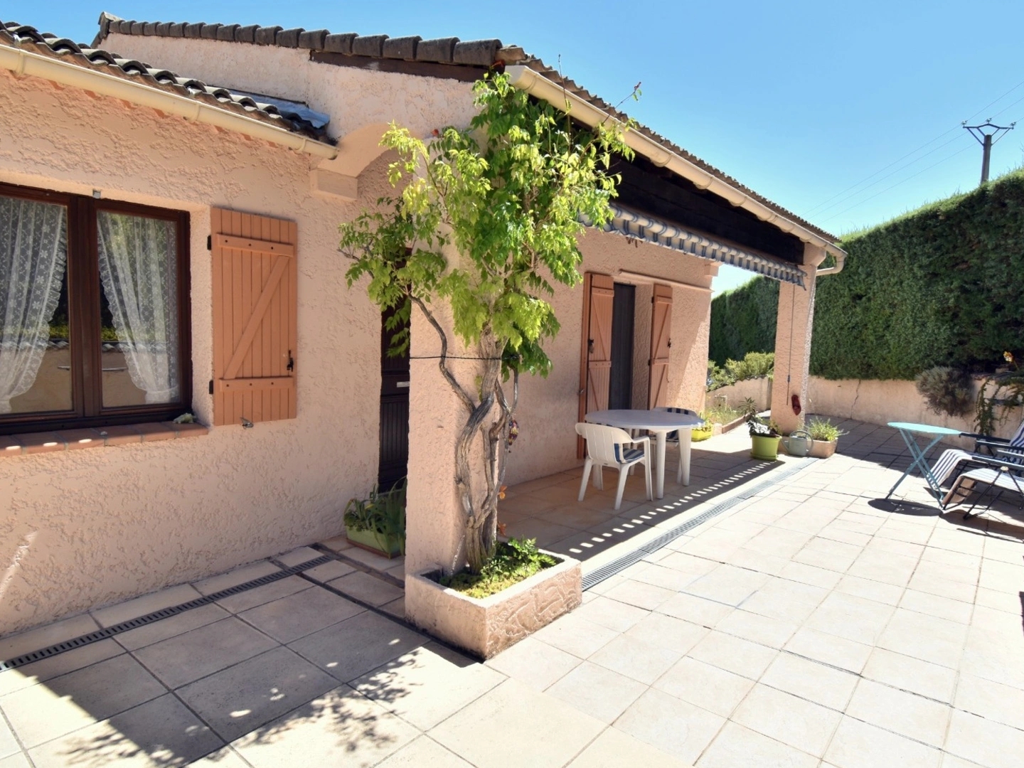 Maison à vendre - 6 pièces - 130m2 - Aiglun (04510)