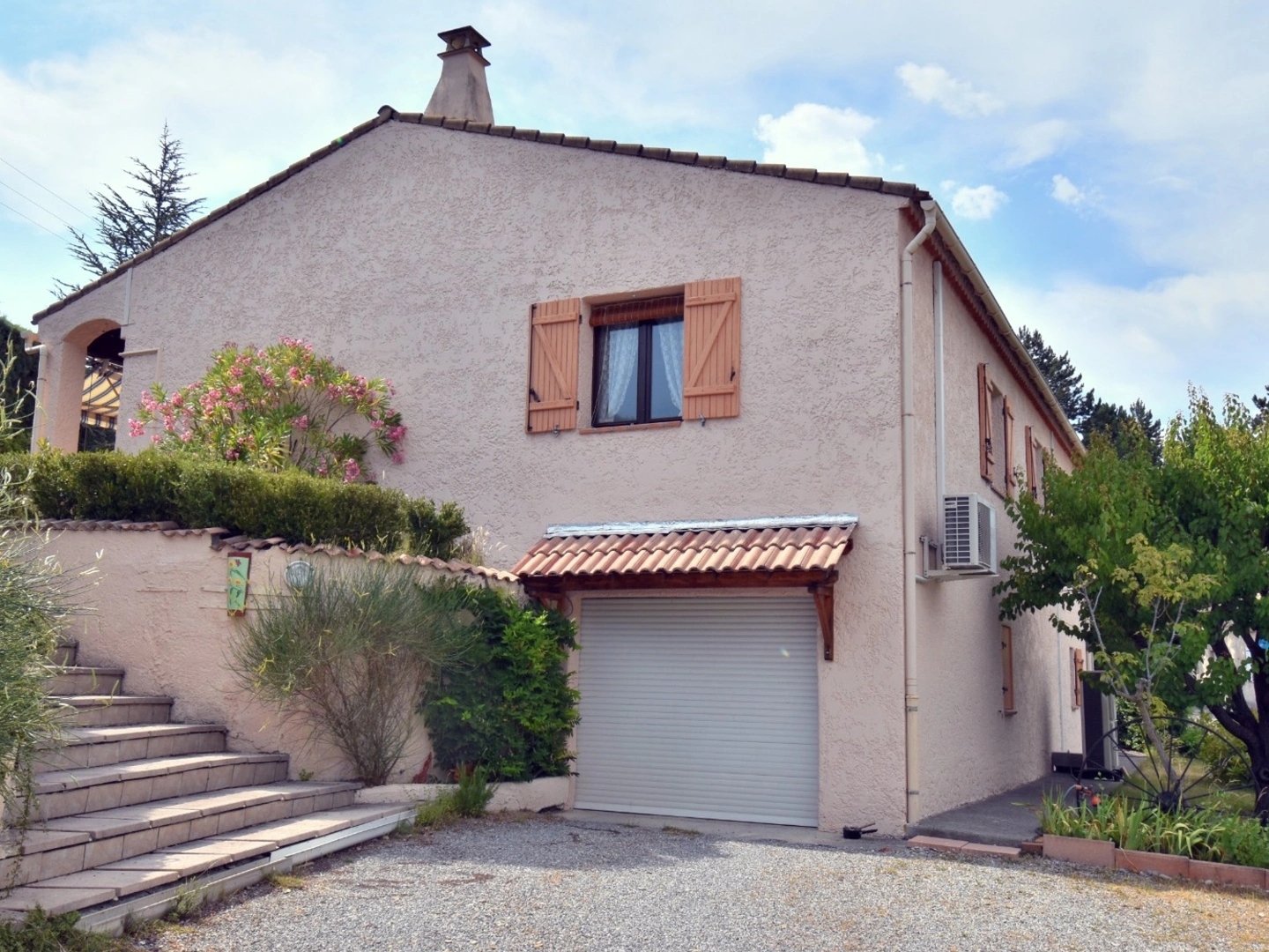 Maison à vendre - 6 pièces - 130m2 - Aiglun (04510)