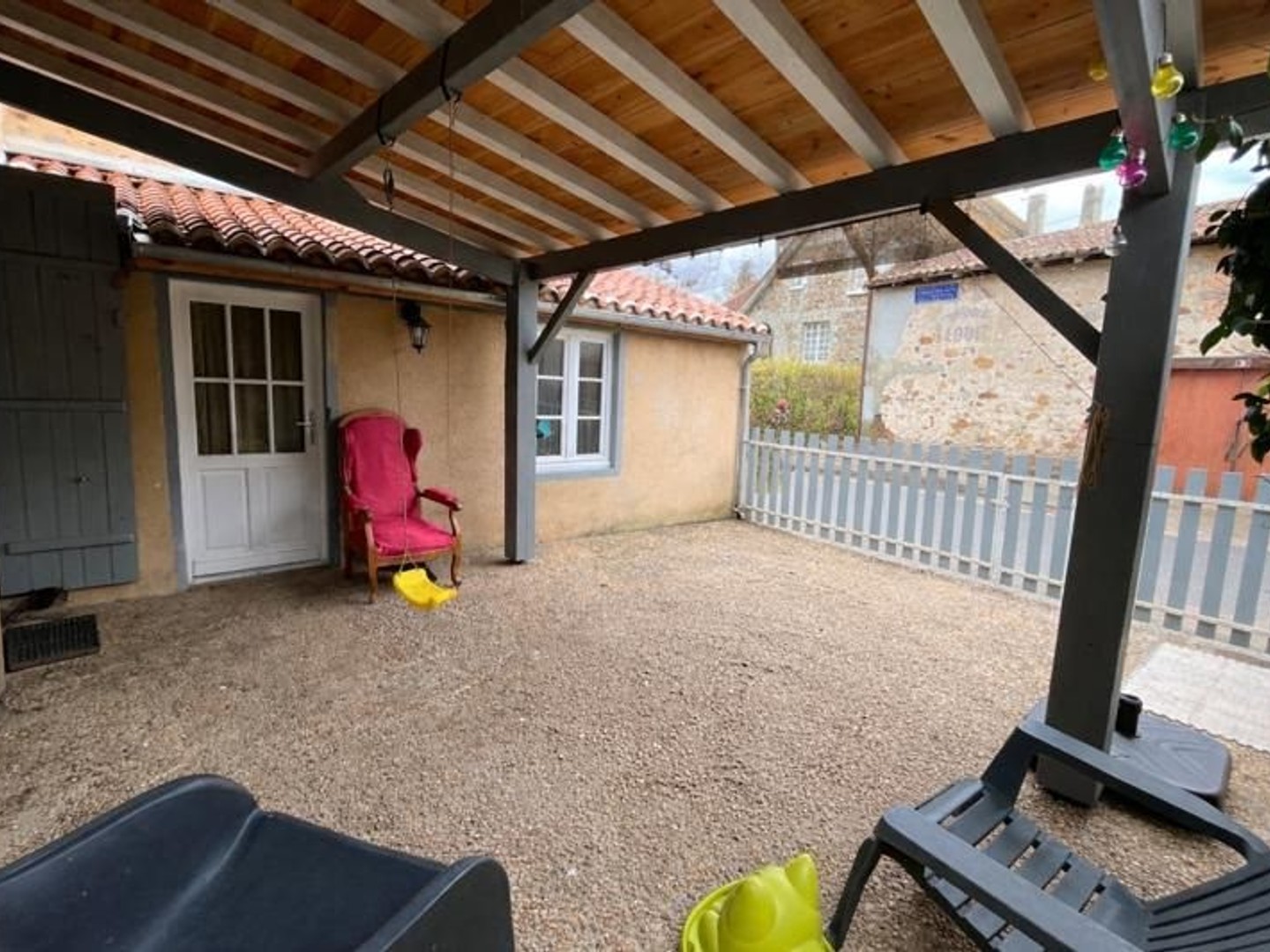 Maison à vendre - 3 pièces - 130m2 - Confolens (16500)